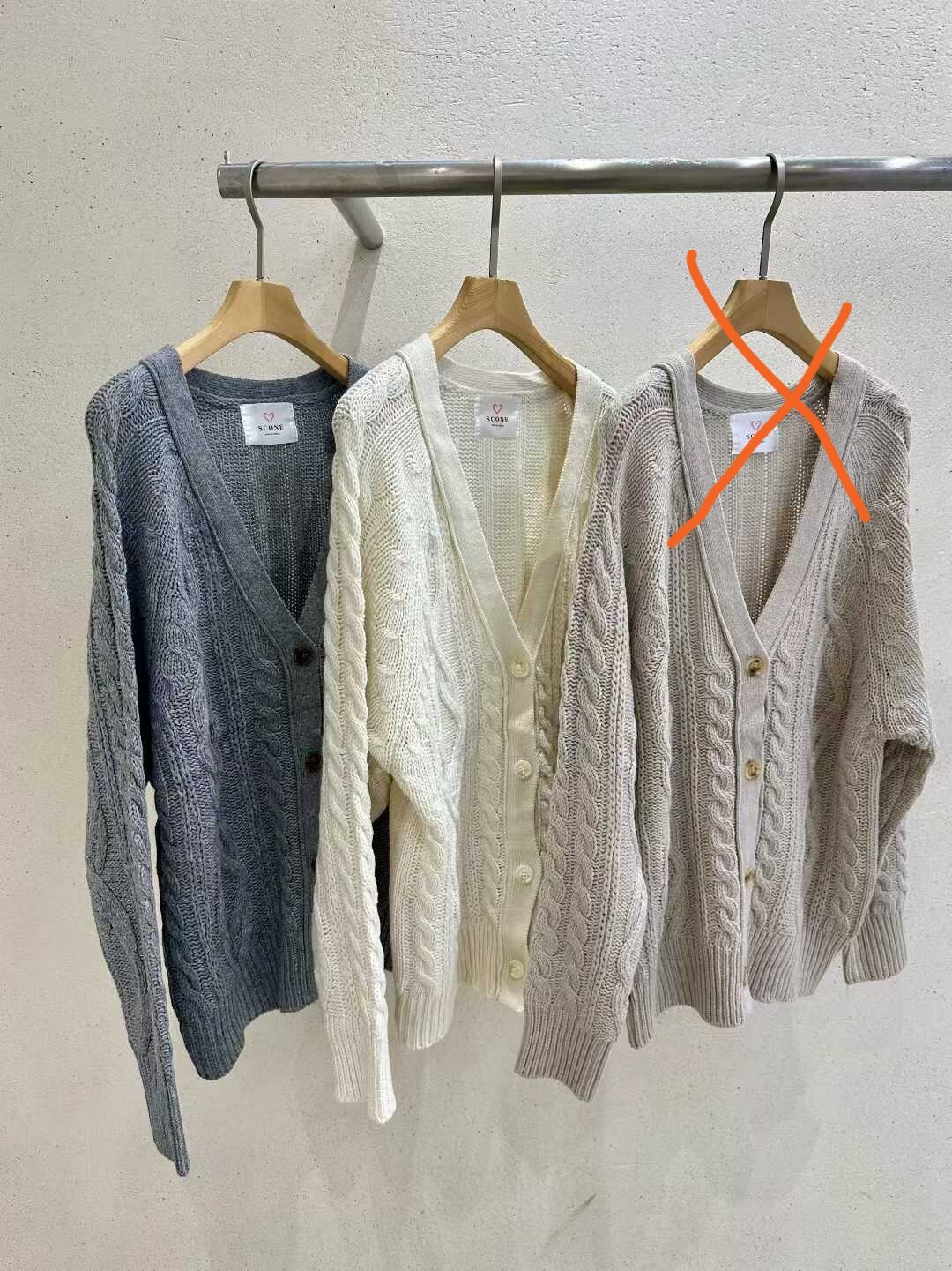 SC21 胸 44-62 長30 $499 (一口價)