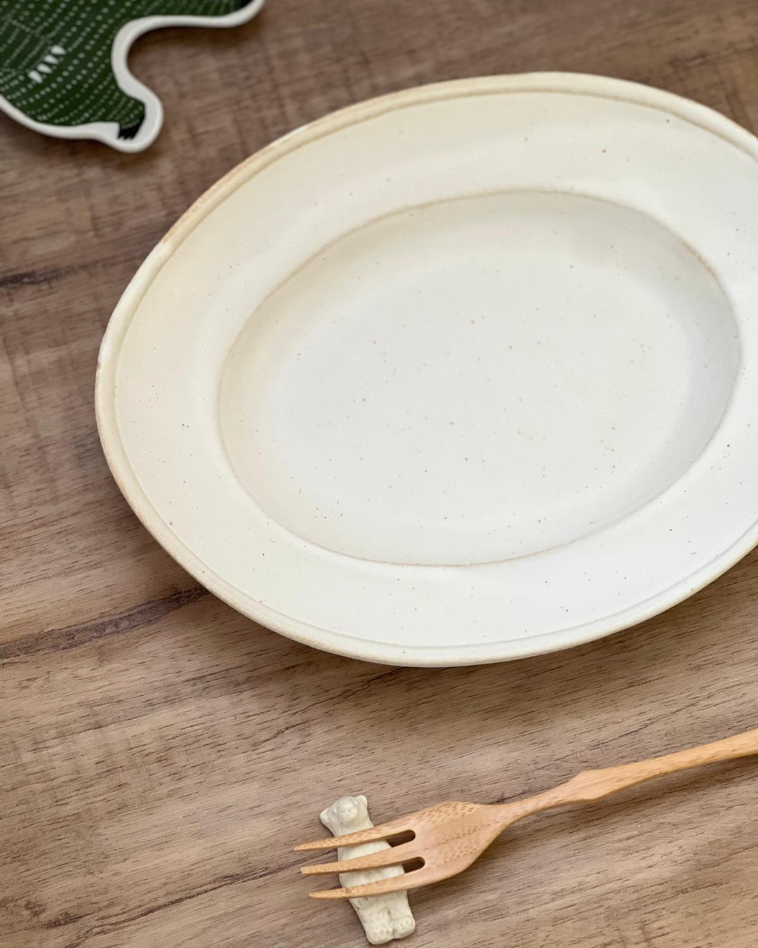 益子燒 kinari 橢圓深盤 白色 ｜職人 若林健吾