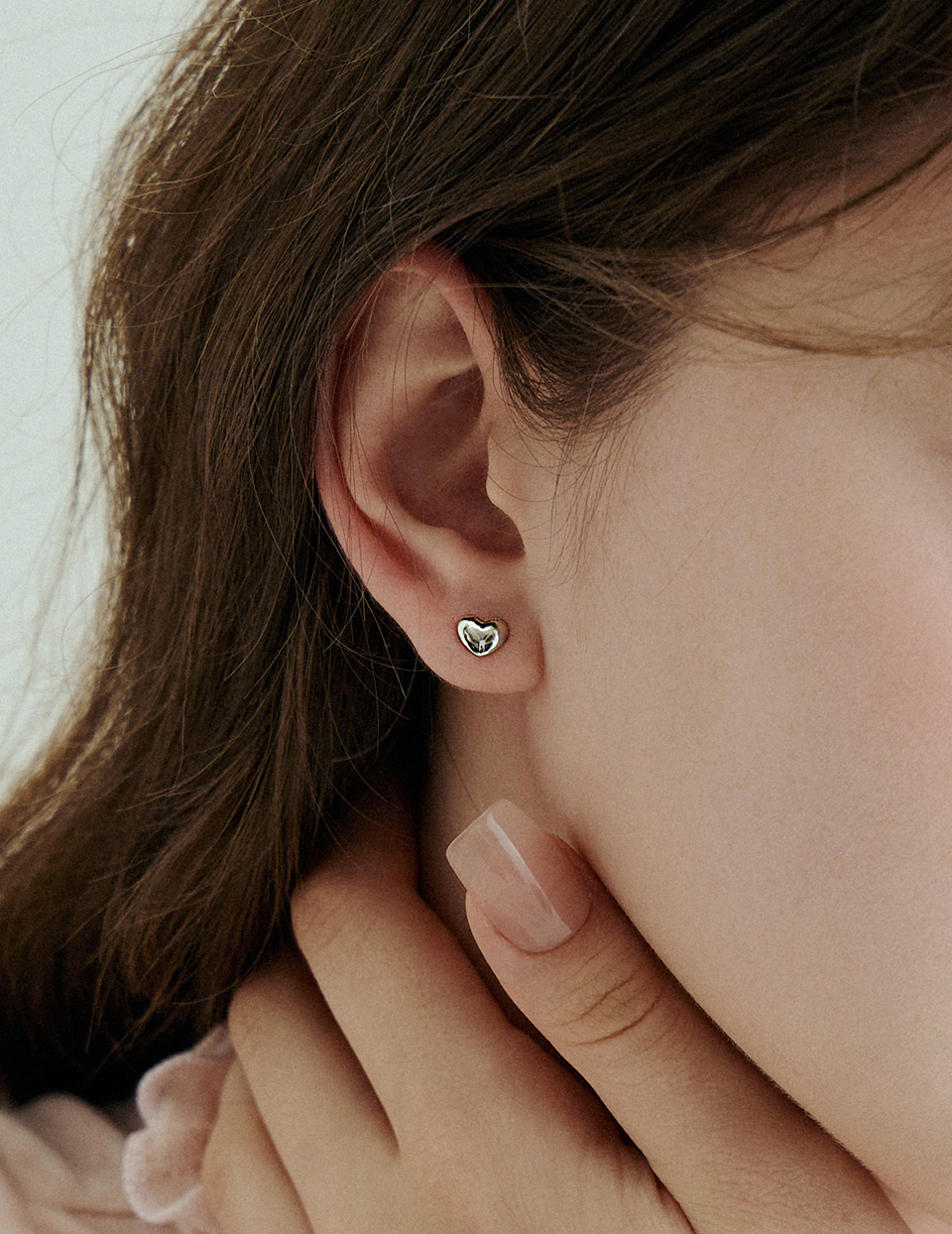 迷你愛心。針式耳環