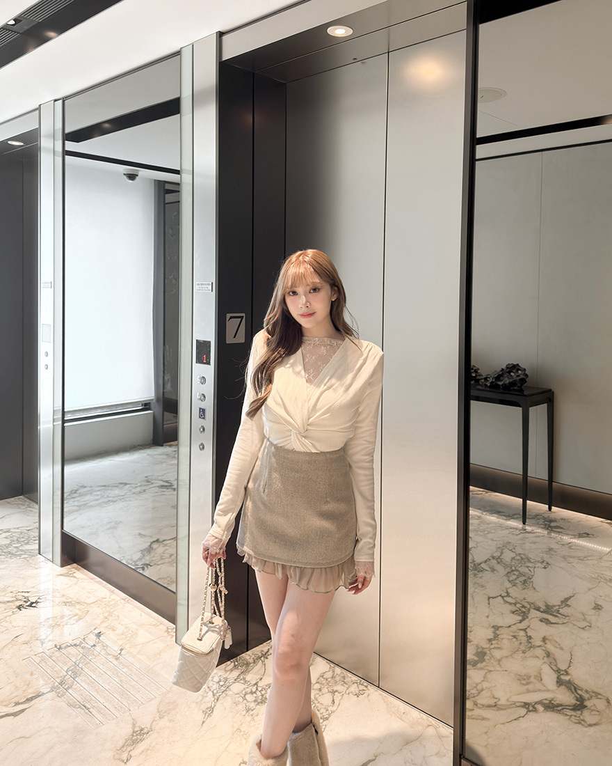 LINA LINA別緻姿態網紗荷葉滾邊毛呢褲裙-奶茶杏S-L