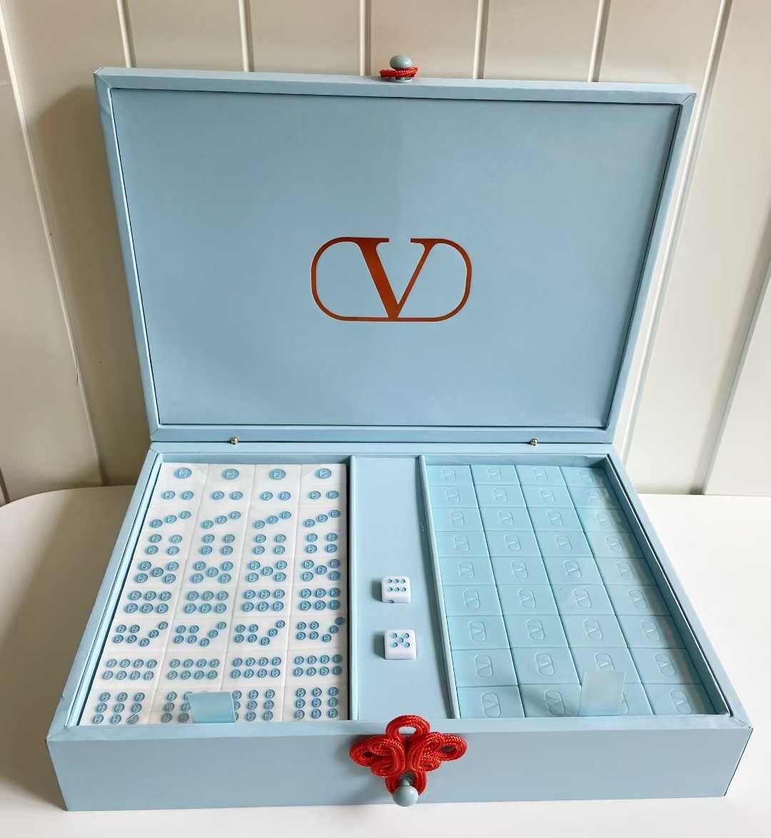 Valentino 華倫天奴 好運藍開年麻將禮盒