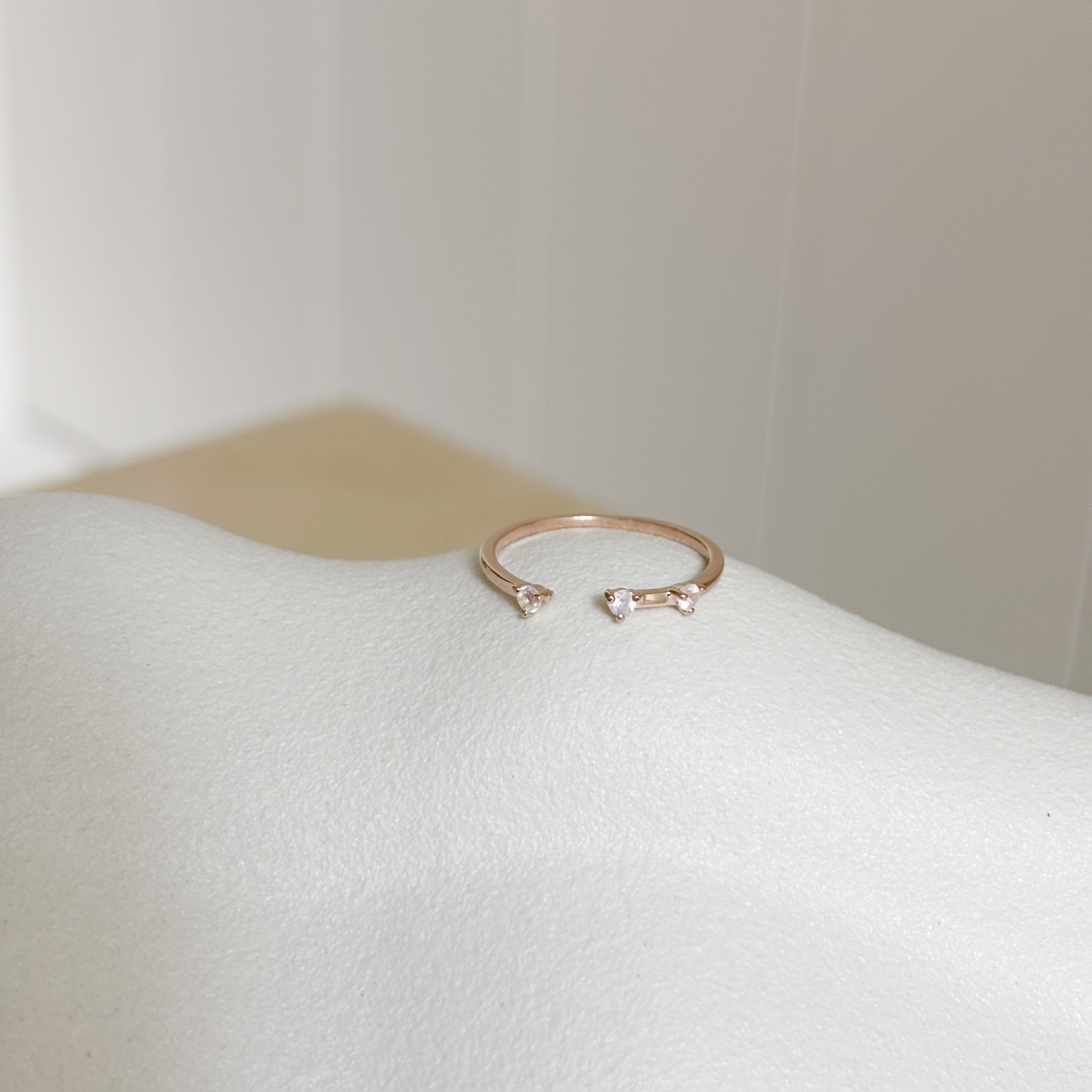 不對稱月光石可調戒指