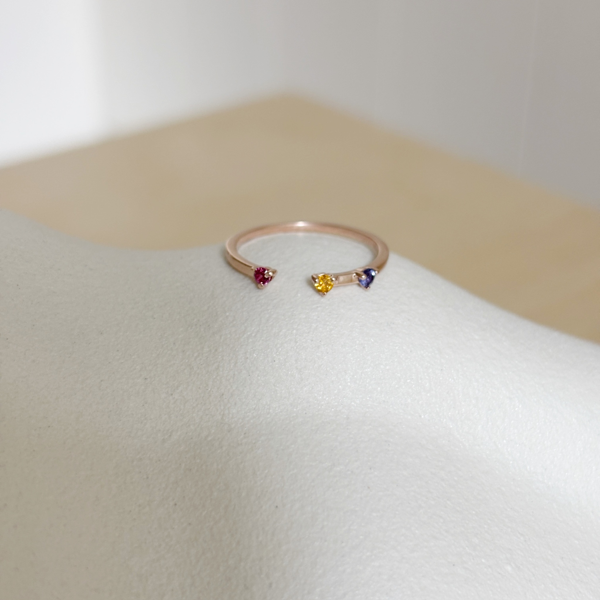 不對稱彩寶可調戒指