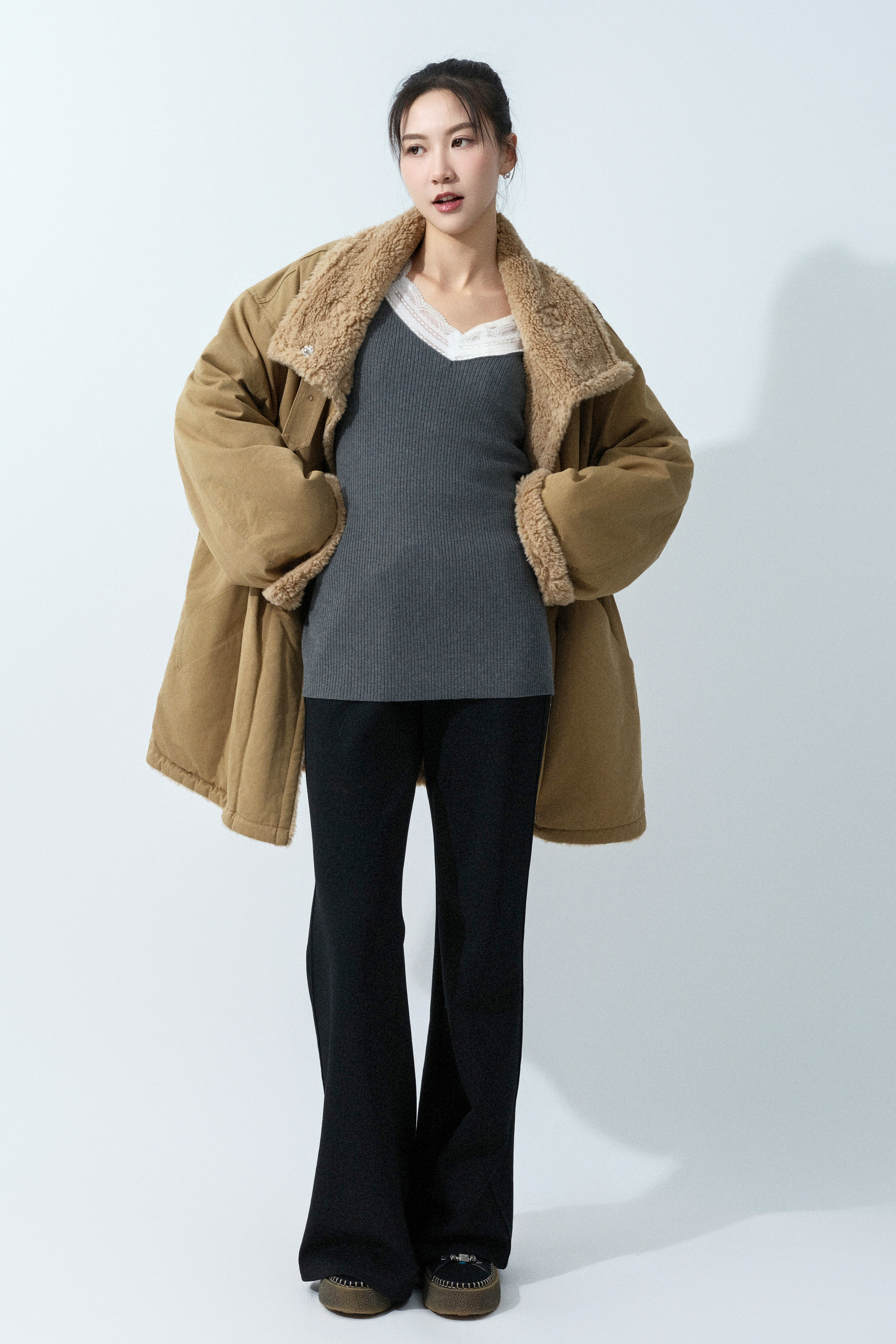 大企領斜布毛毛雙面中褸（預購產品）
