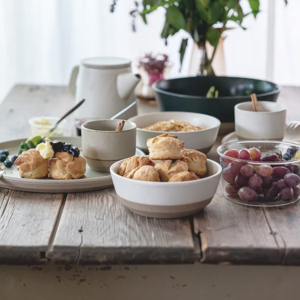 KINTO-CERAMIC LAB 沙拉碗,可作為早晨放麵包的沙拉碗,或晚宴盛裝豐盛料理的湯碗