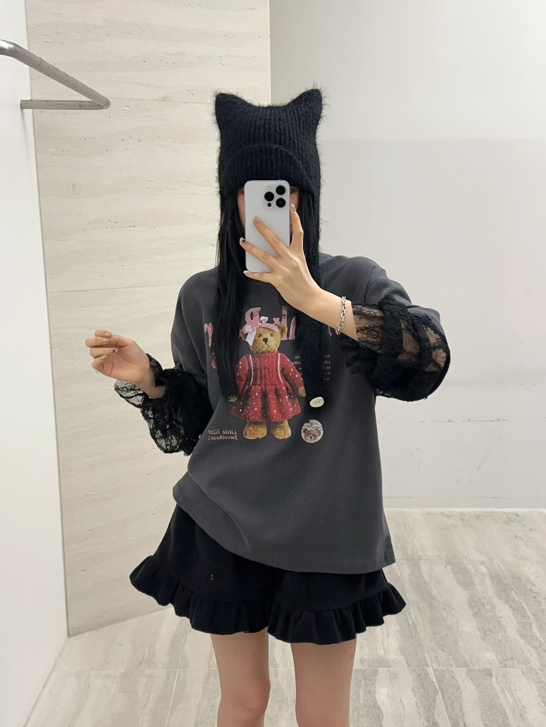 紅衣熊蕾絲袖t