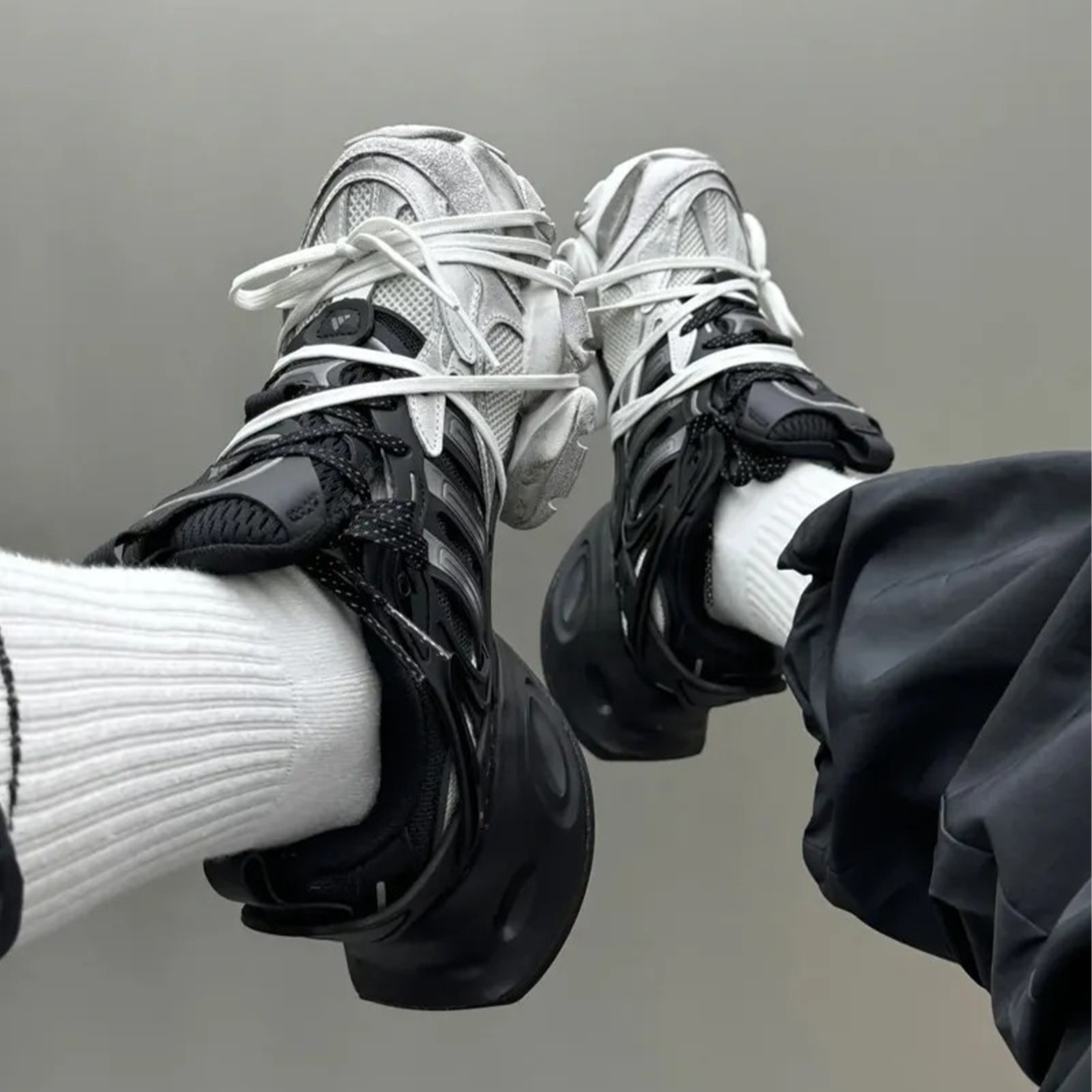 Adidas XLG Runner Deluxe Black Grey Split 黑白拼接 仿舊 厚底增高 男女同款 老爹鞋 JR0861