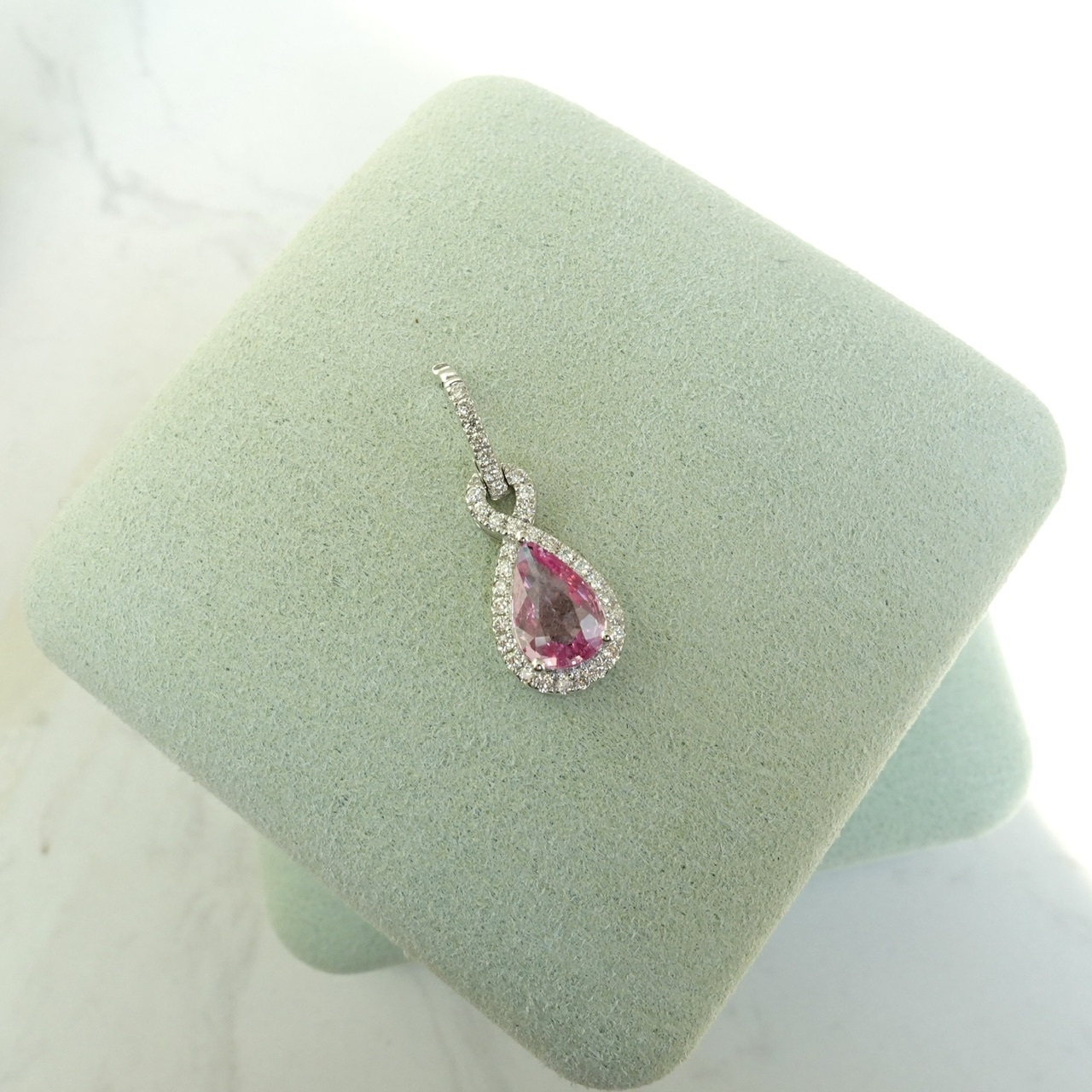 1.34ct天然無燒日落色Padparadscha 18K金鑽石吊墜 (帶證書)