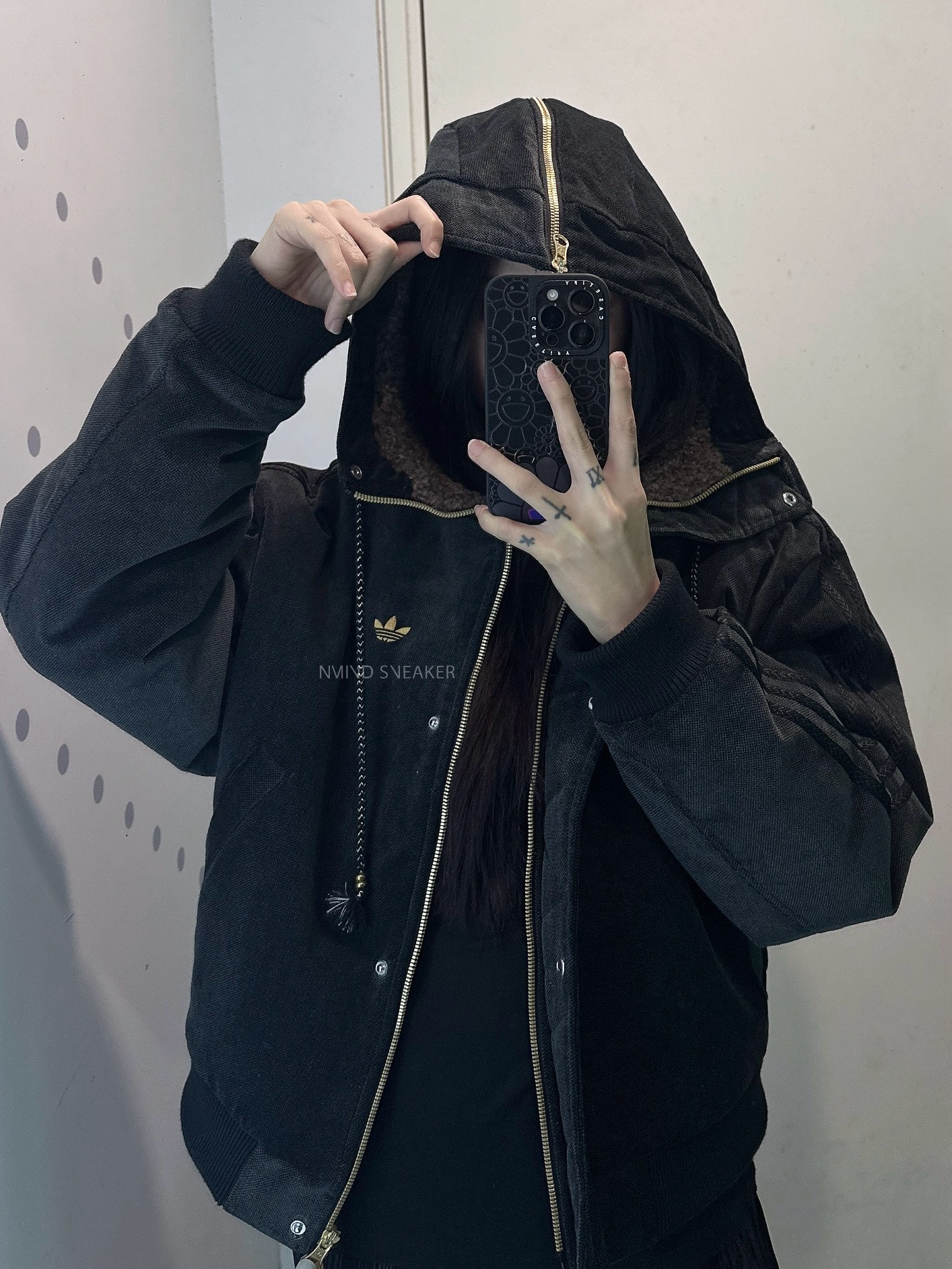 ADIDAS ORIGINALS 燈芯絨連帽外套 黑/紅