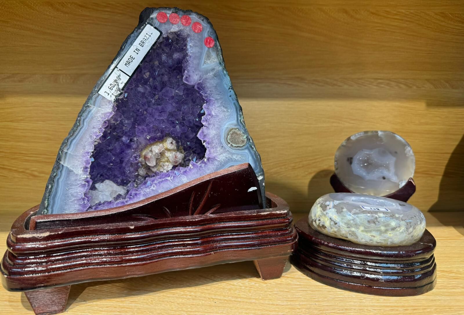 【直播】LL0106401 巴西紫晶洞 3-5kg (送瑪瑙聚寶盆)