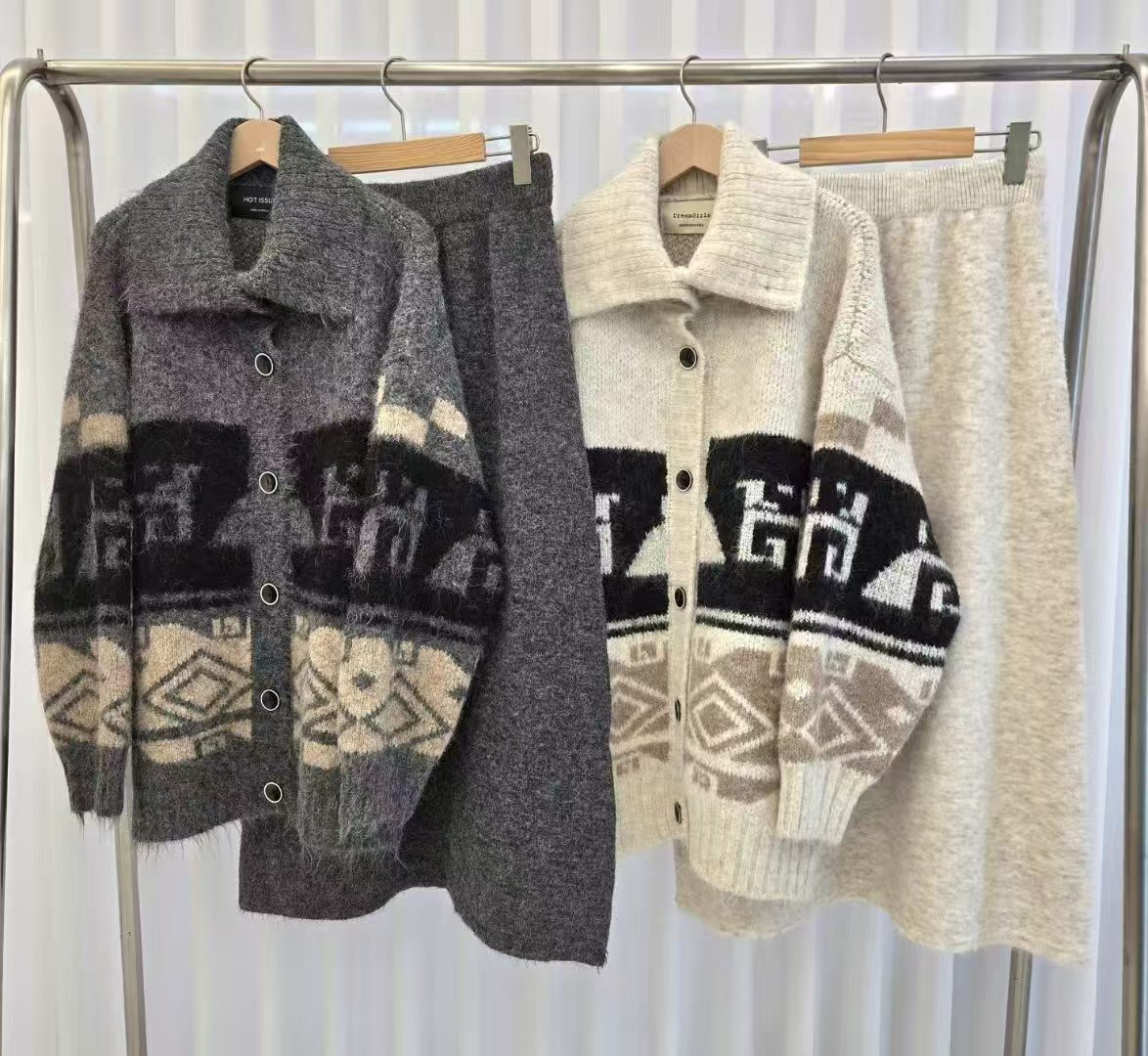 HP5422 撞色幾何圖案針織套裝