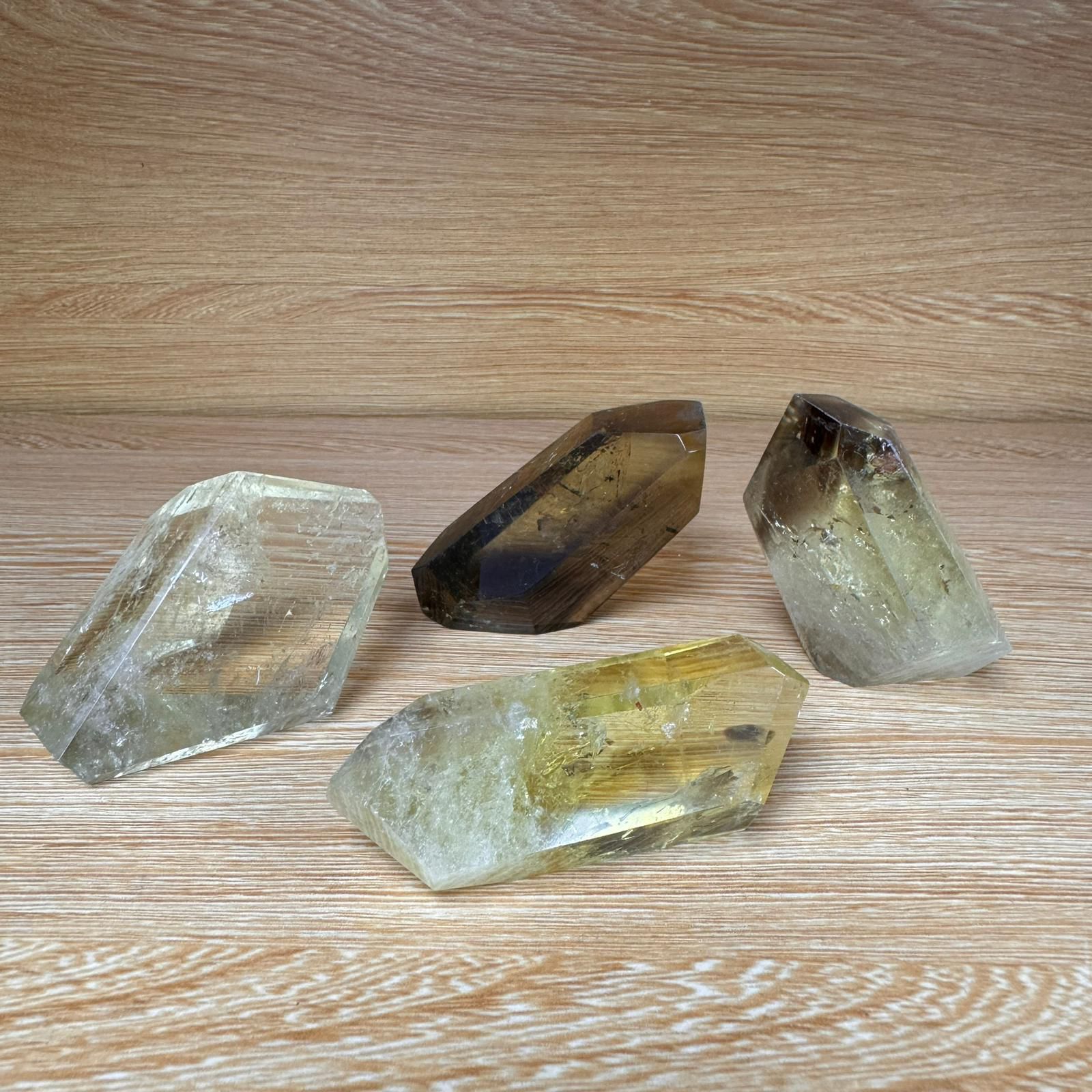 【直播】LL0106404 黃水晶隨形 (100至200克)