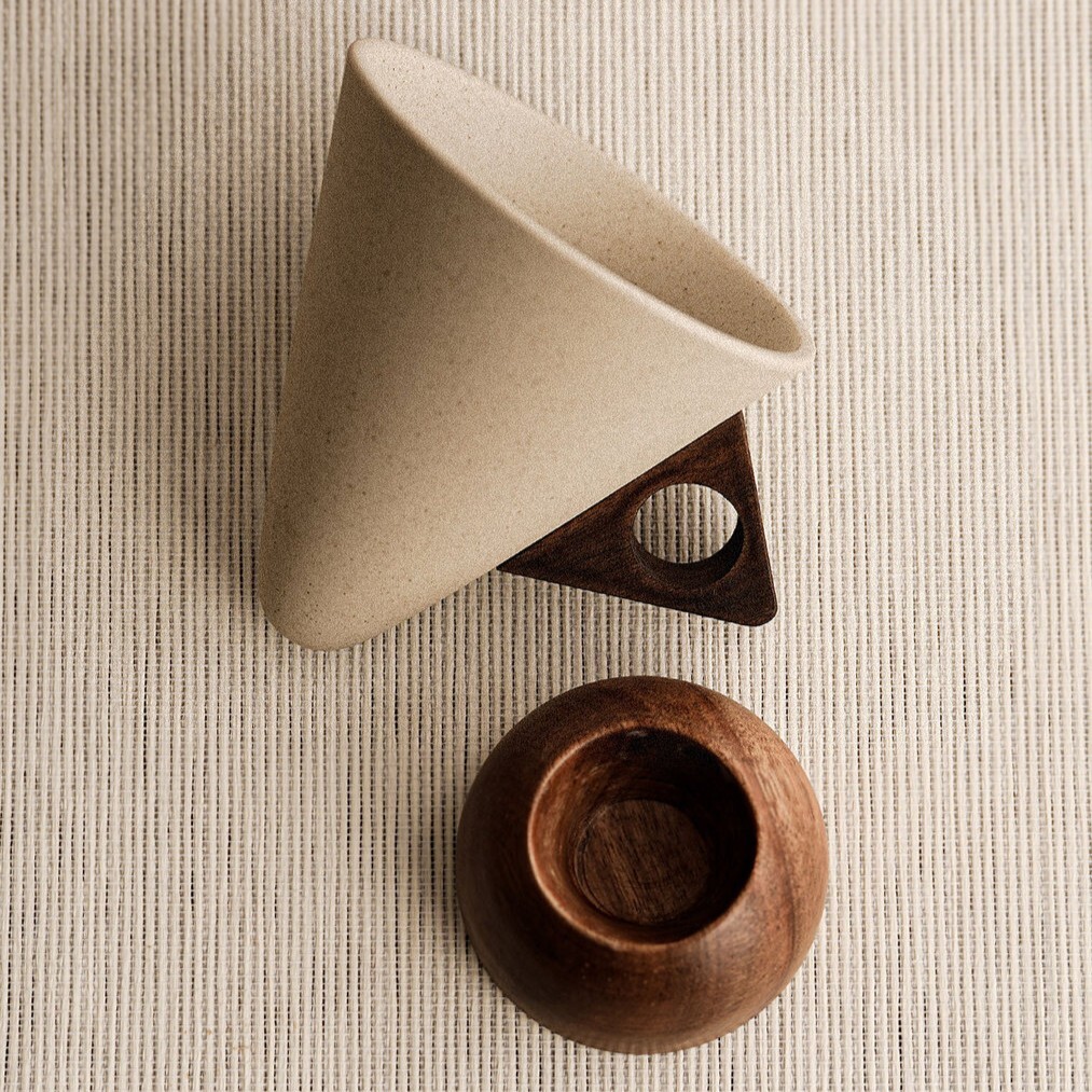 《6509》復古粗陶漏斗杯木頭底座組