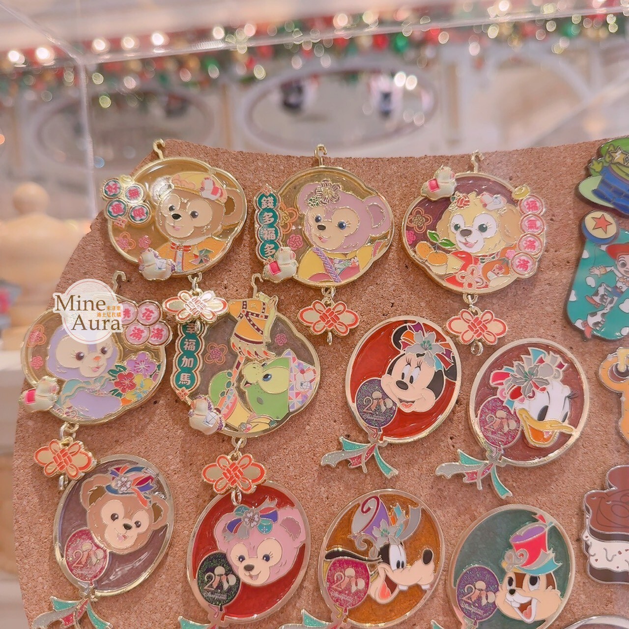 2026 新春限定 米奇 Mickey 與好友們 達菲Duffy 與好友們 造型 墜飾 盲選盒 盲盒 -香港迪士尼樂園