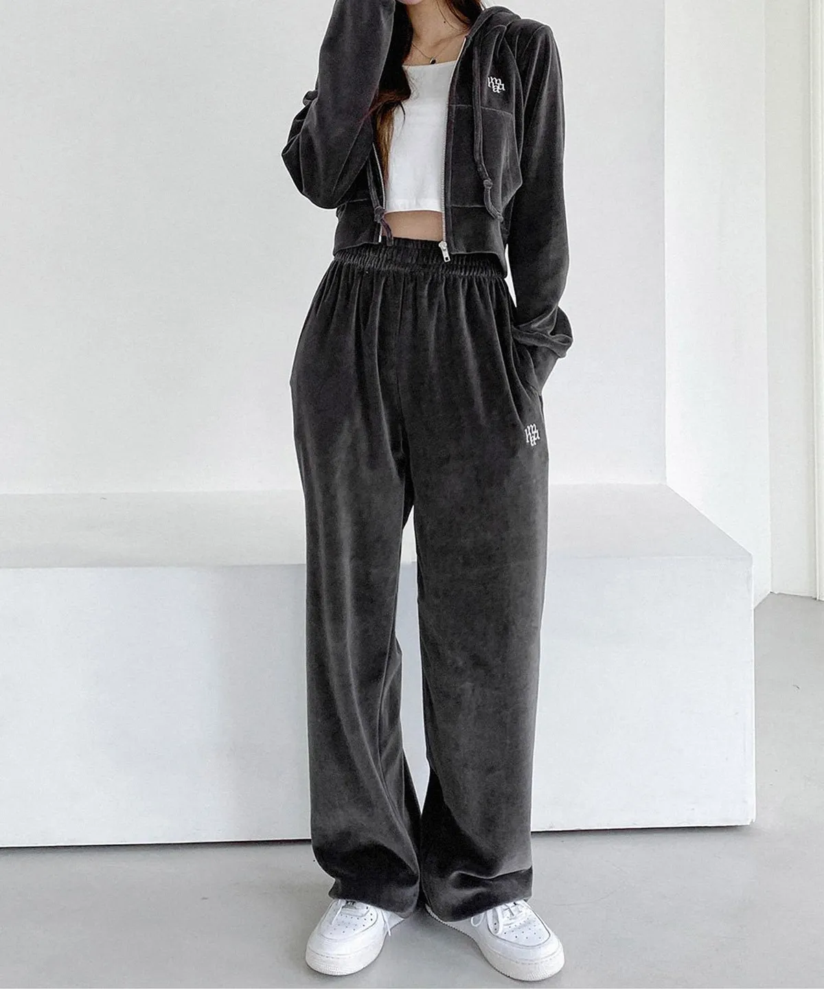 MUAHMUAH 天鵝絨運動休閒外套長褲 SET