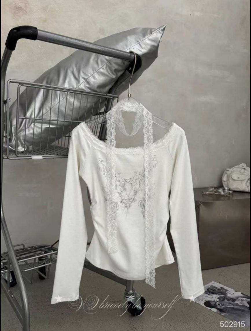 (GOAL) 純慾風蕾絲拼接一字領上衣 502915