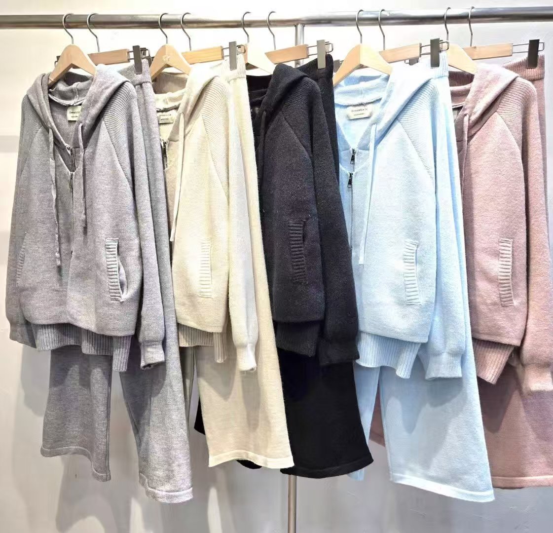 HP5437 坑紋連帽針織套裝