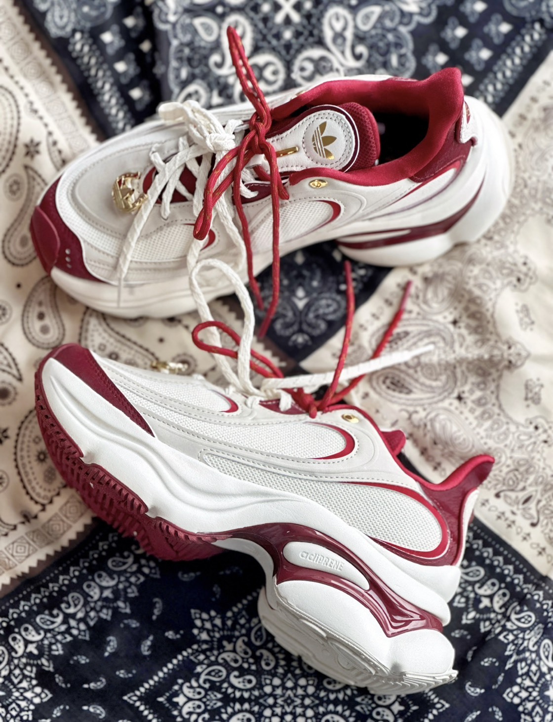 Adidas Originals Ozvenuz 增高 老爹鞋 浮蝶鞋 紅白 馬年限定 新年限定 KI2801