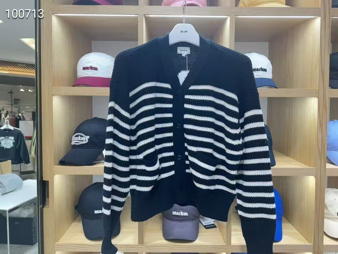 韓國代購 MARKM 經典V領條紋開胸冷杉100713