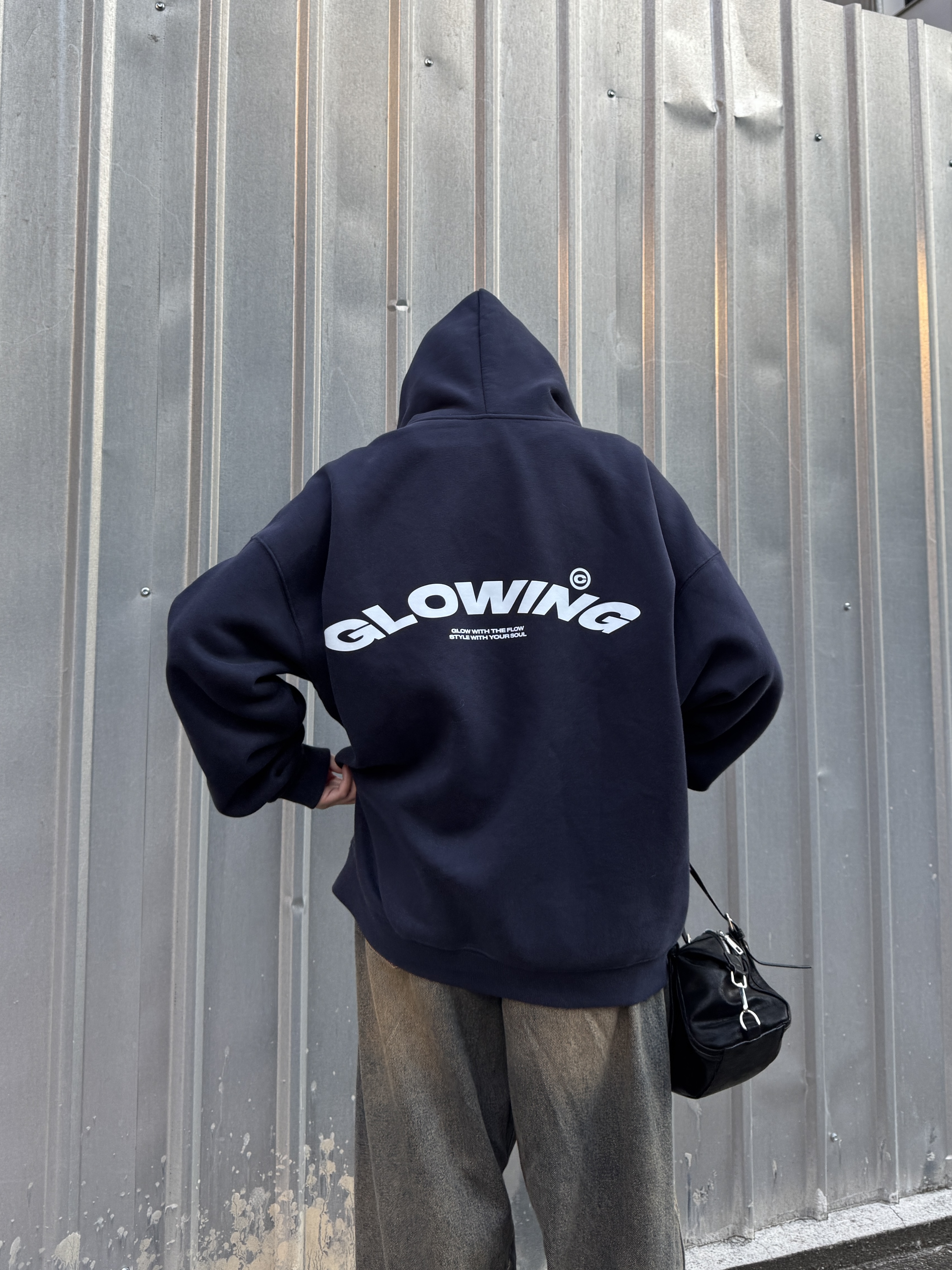 𝐆𝐋𝐎𝐖𝐈𝐍𝐆 / Mist Hoodie品牌厚磅刷毛帽踢(2色)