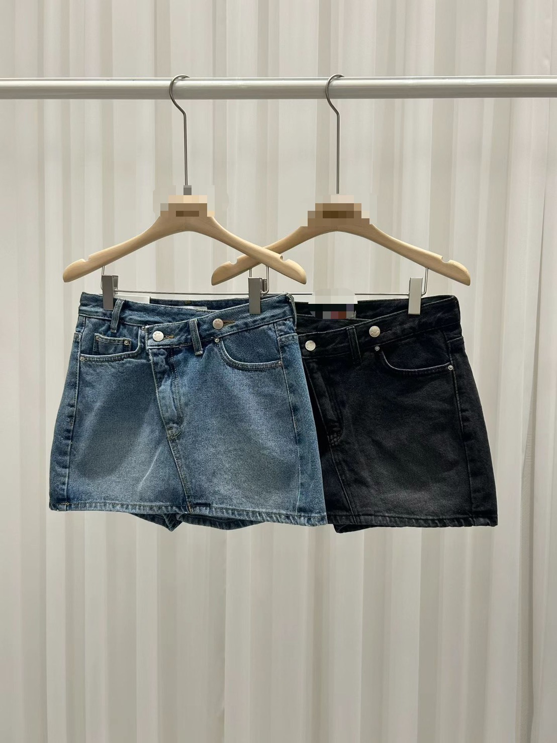 斜釦牛仔短褲裙