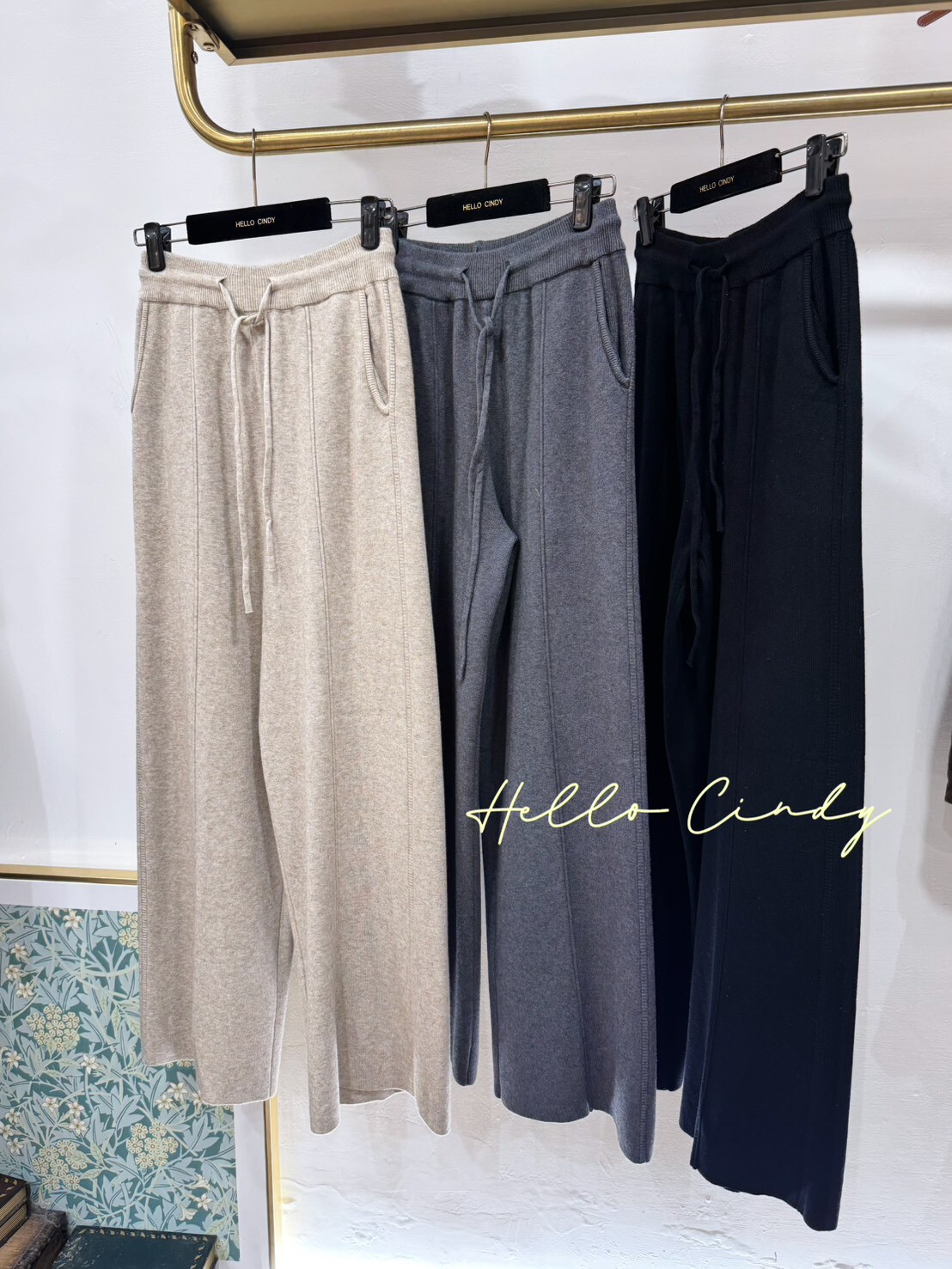 B01007 超顯瘦又好穿的暖呼呼針織壓線直紋寬褲