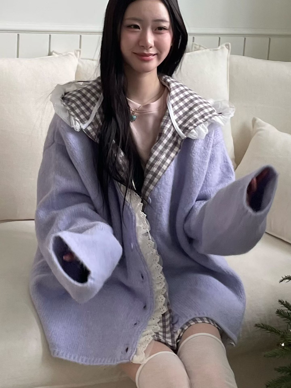 蕾絲邊長版針織外套
