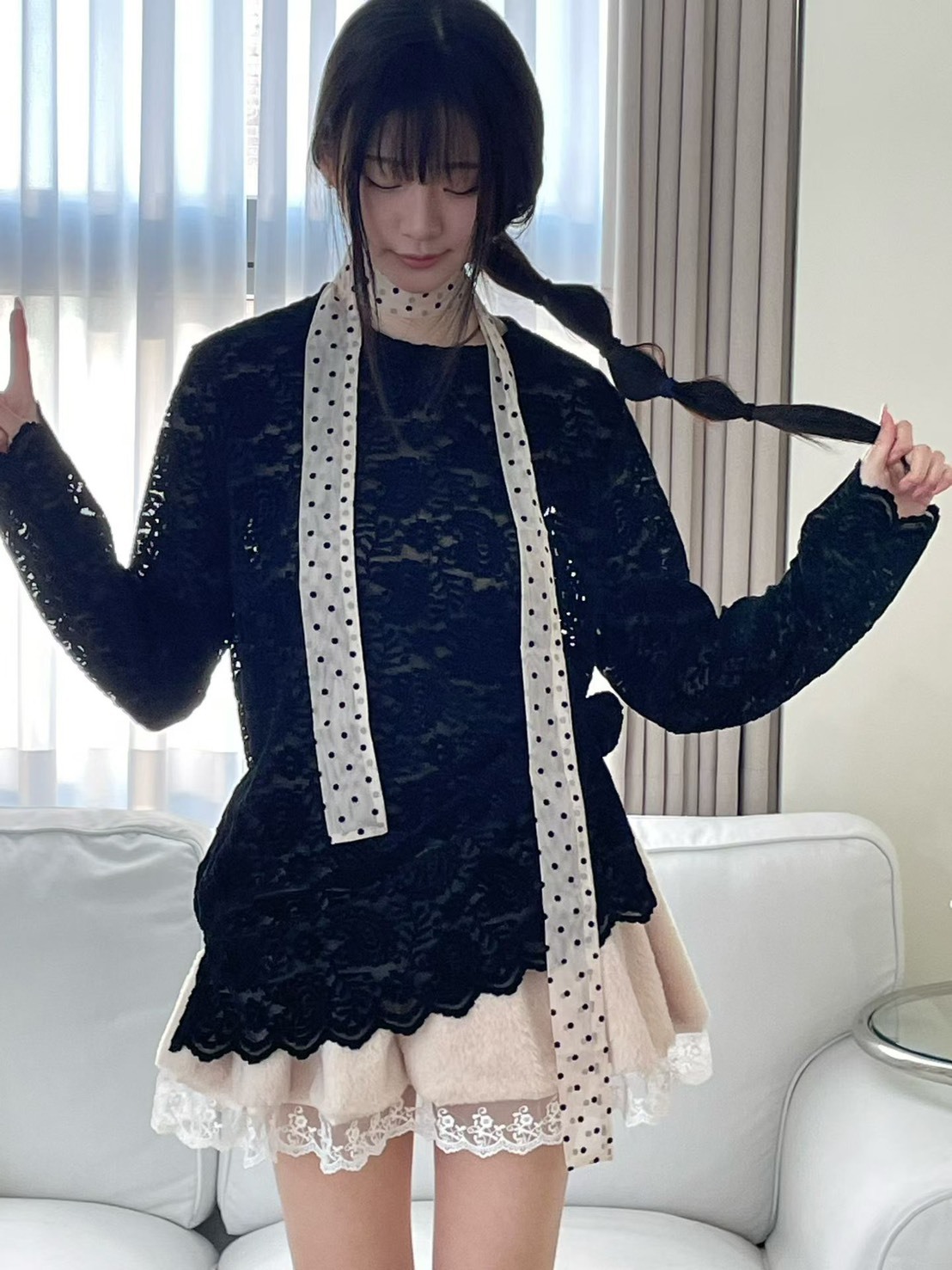 玫瑰透膚蕾絲內搭長袖上衣