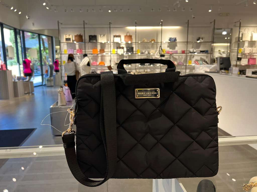 【預購】Marc Jacobs H010653 電腦袋