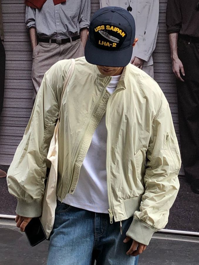 淨色企領拉鍊外套 MENTO-006JK