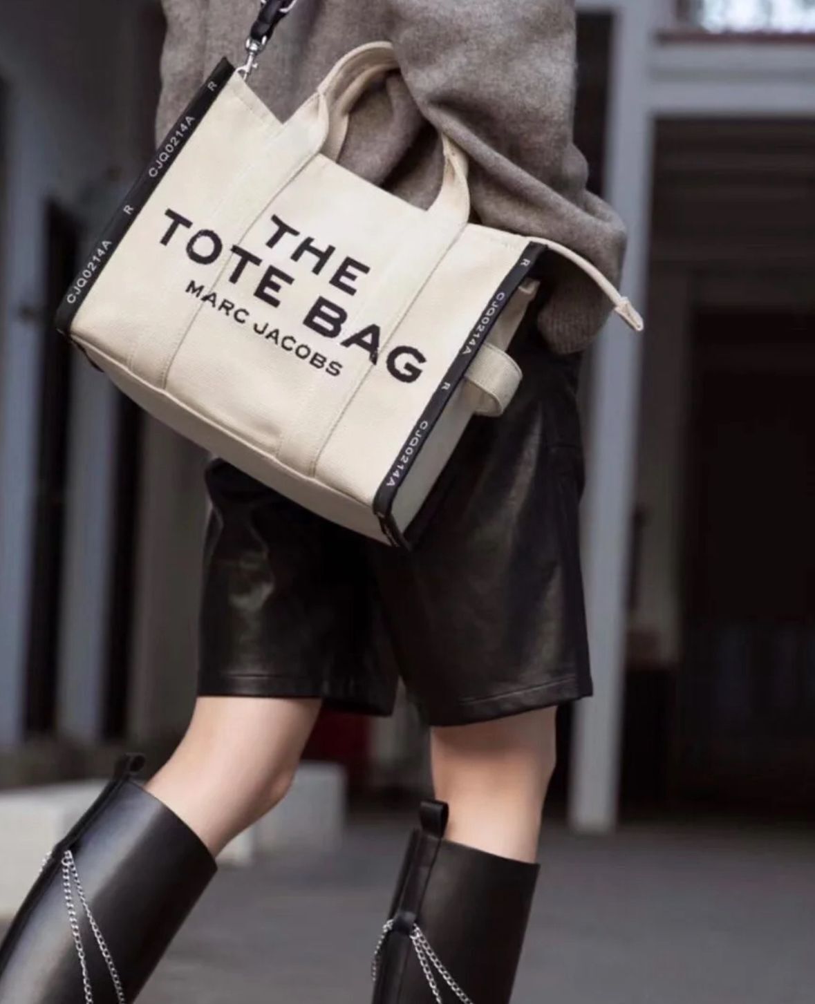 【預購】Marc Jacobs H010669 手提包