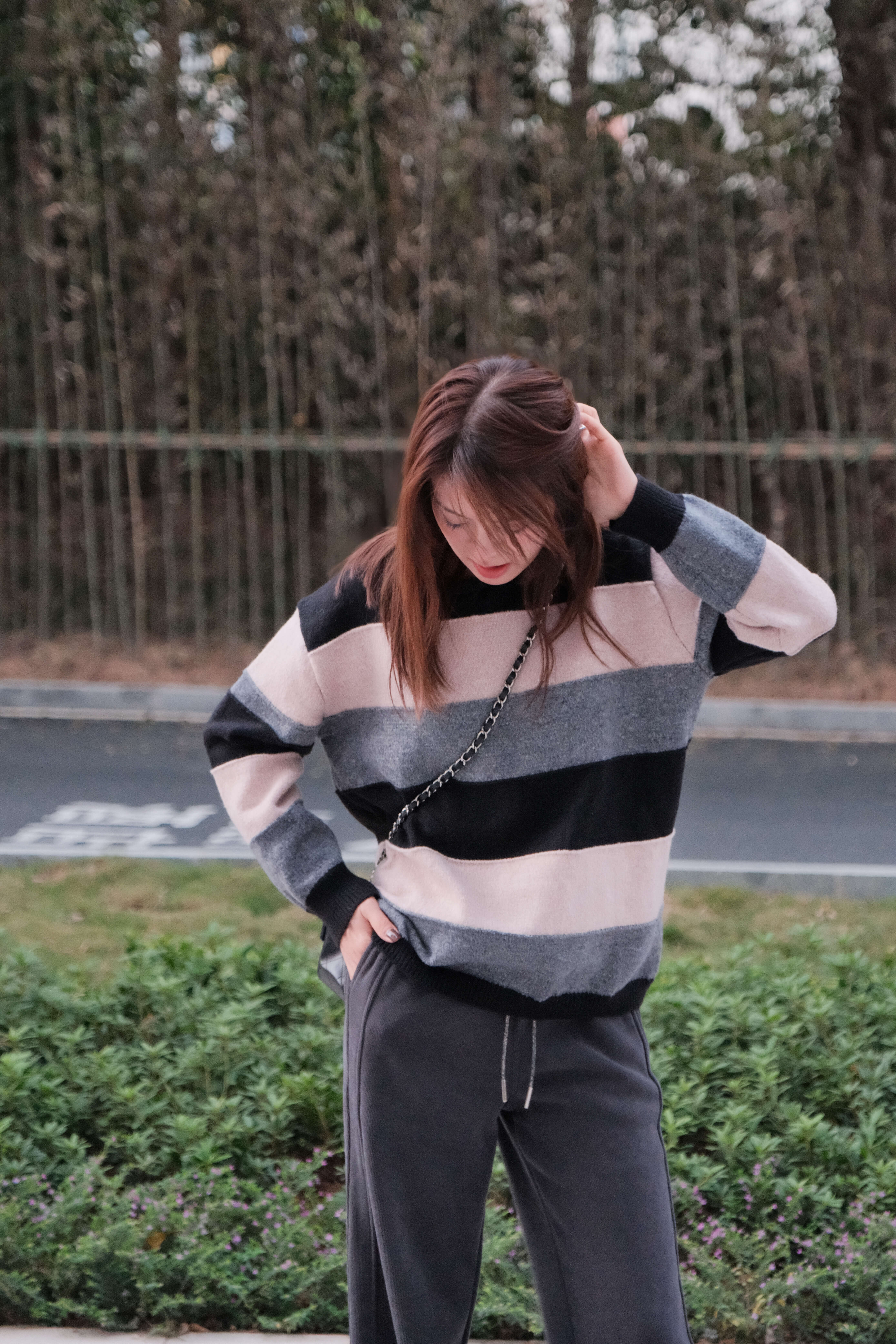 Colorblock Striped Overfit Sweater_KN261L08