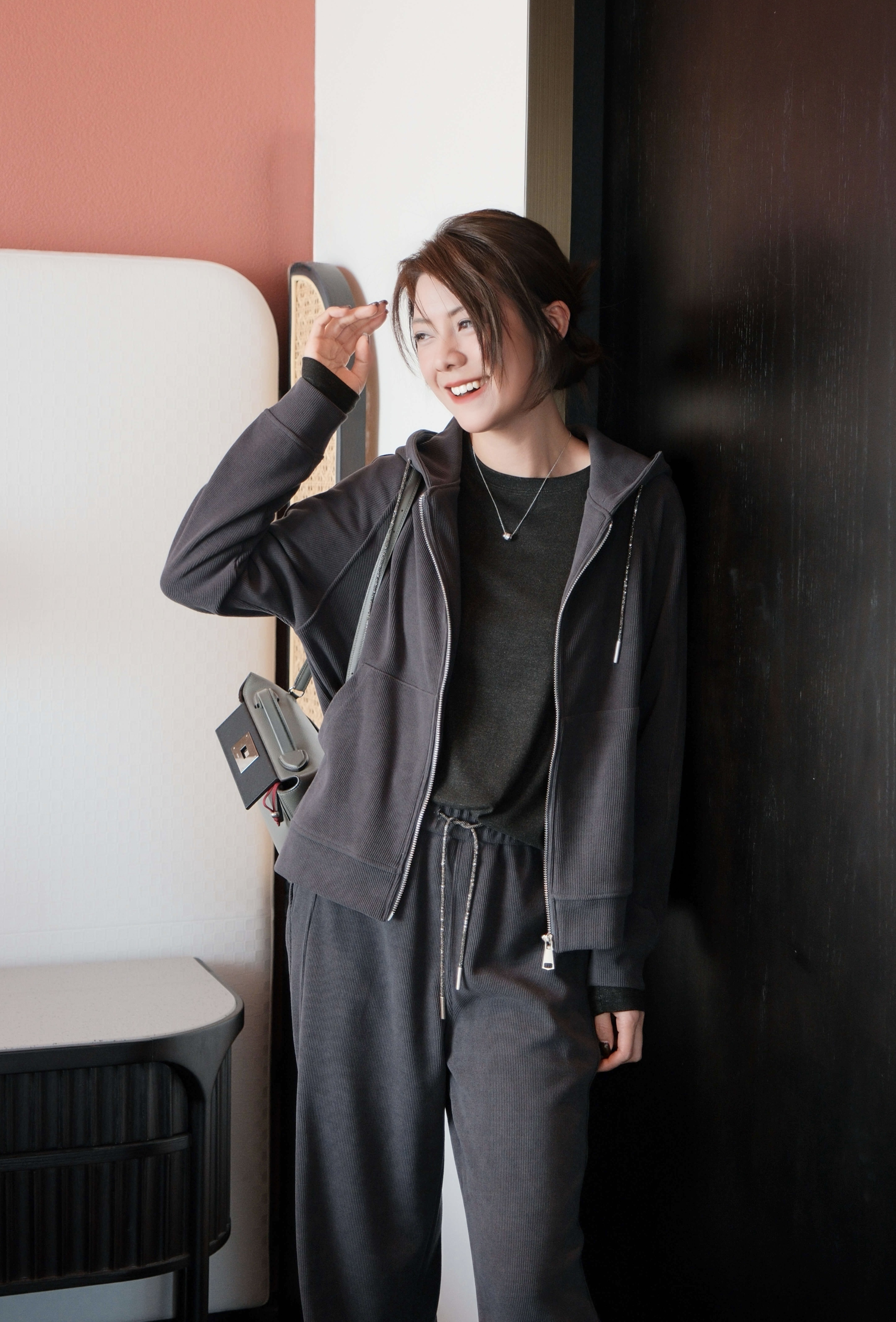 Crystal-Embellished Full-Zip Hoodie_JK261L22