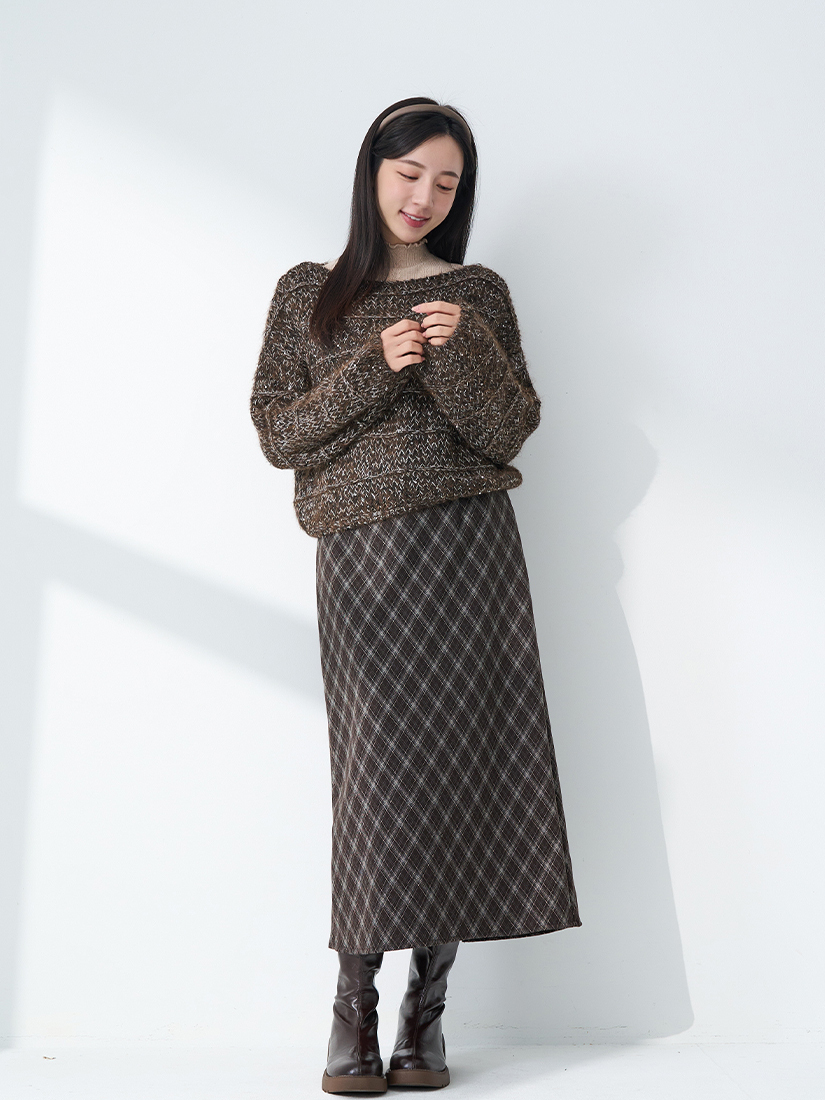 蓬鬆V領長版上衣緹花內搭毛料後開衩裙組合