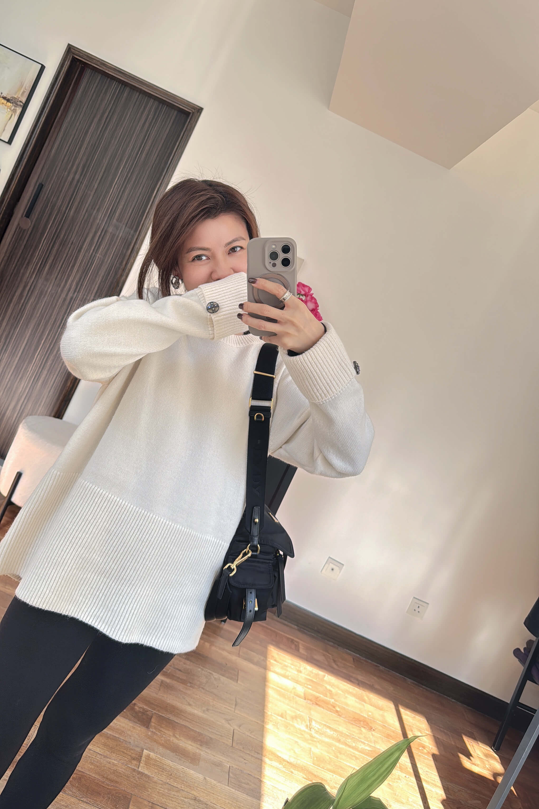 Button Details Cuff Long Jumper_KN261L03