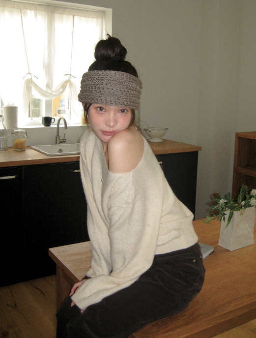 秋冬預訂｜莫奈冬季羊毛唇領露肩針織衫