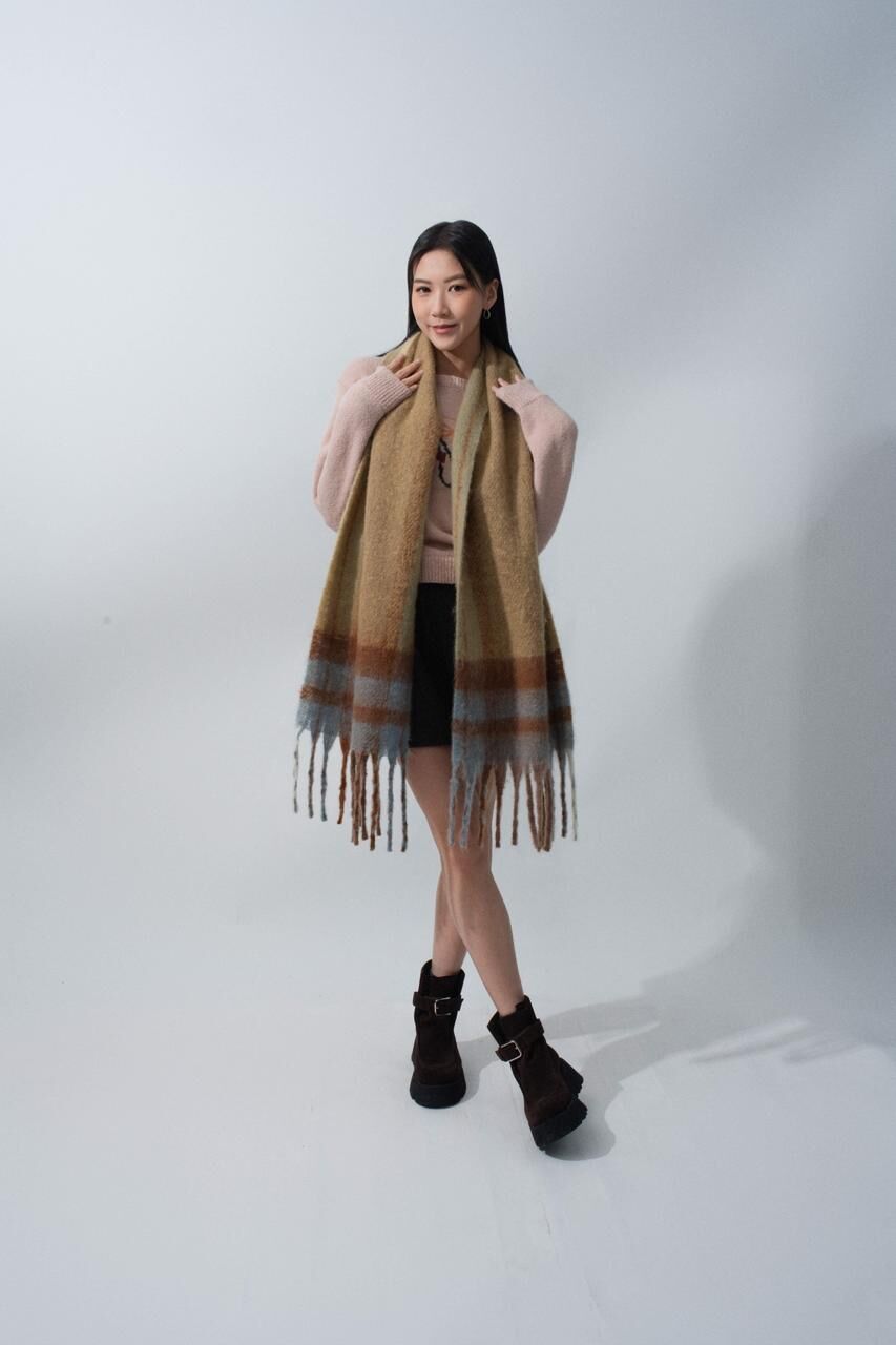 毛面大格絨圍巾（預購產品）