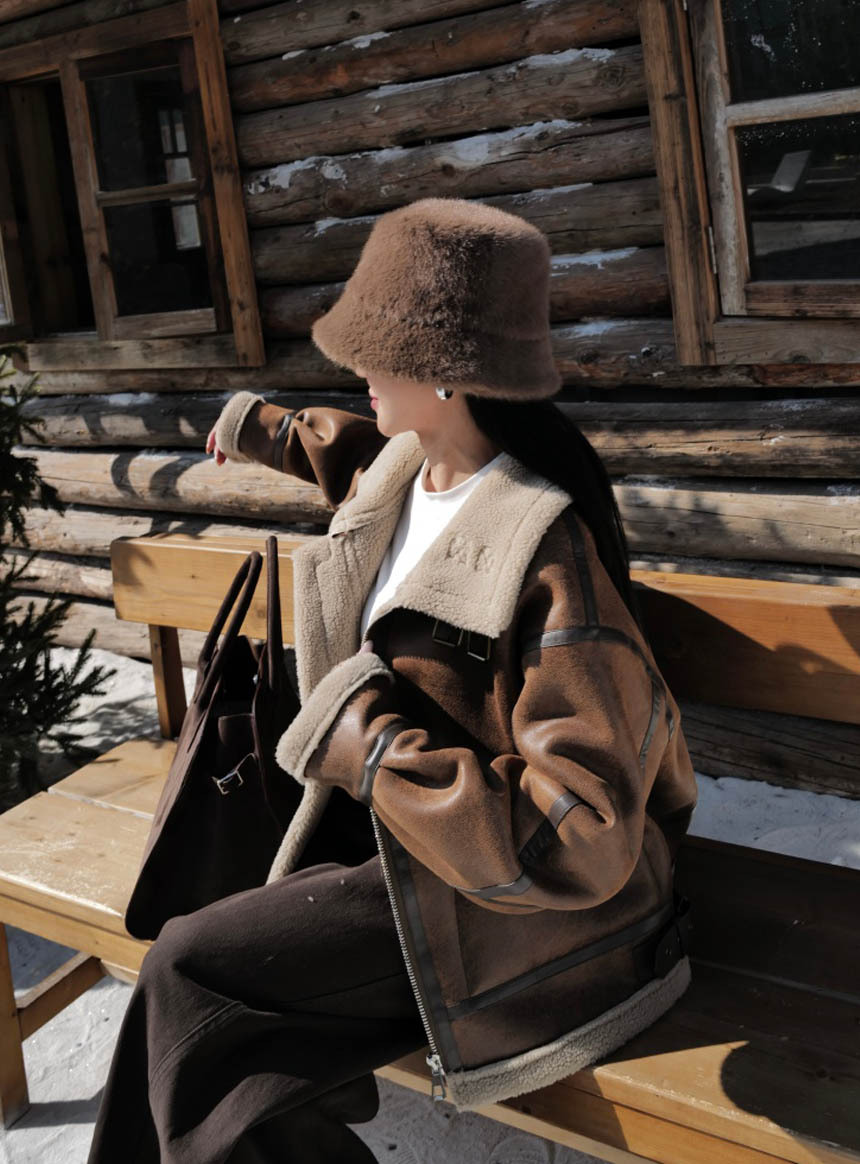 羊羔毛皮邊條帥氣高領外套*2色