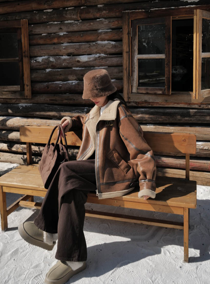 羊羔毛皮邊條帥氣高領外套*2色