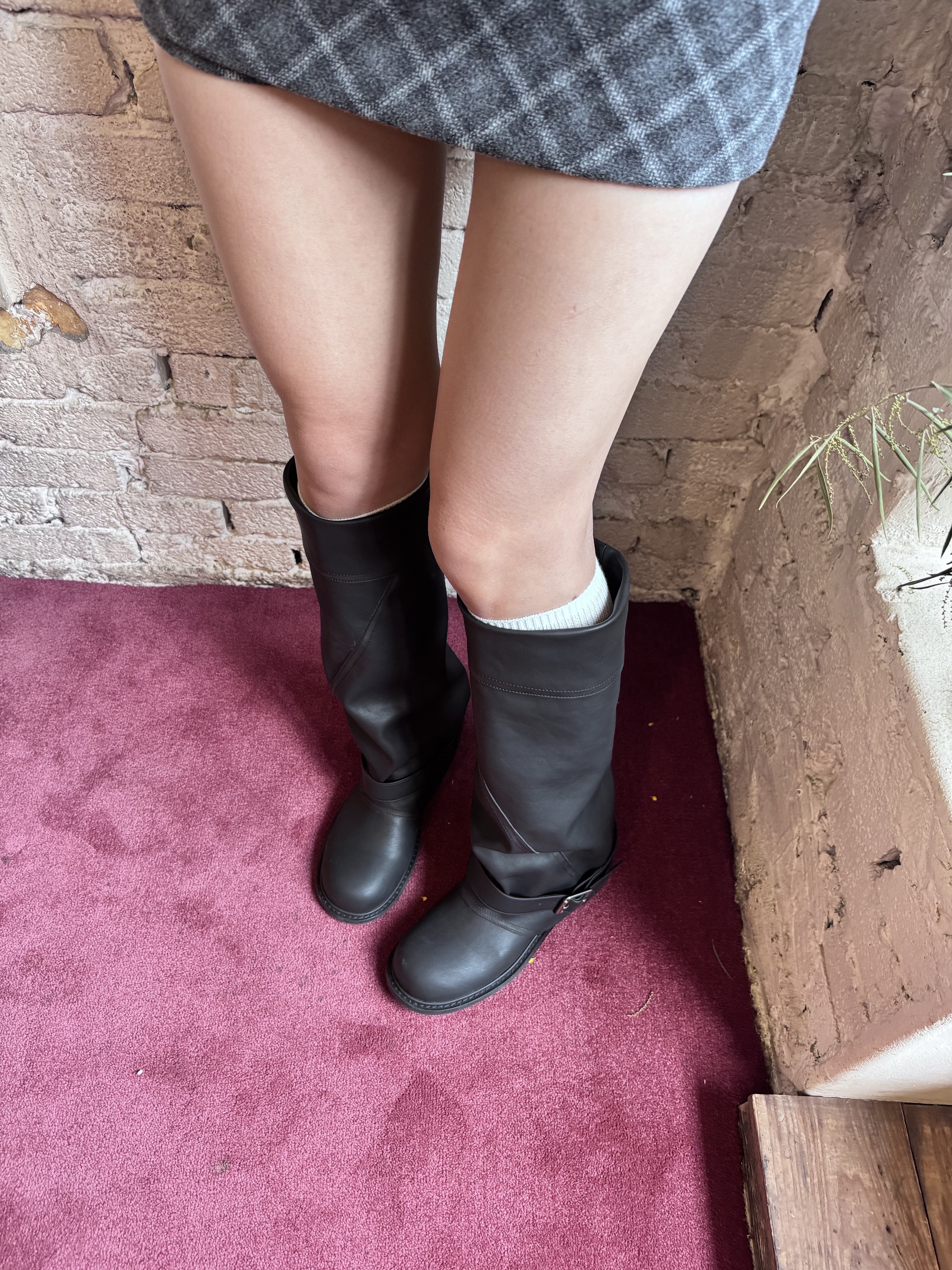 (訂購)個性感PU皮長boot AC0102(黑)