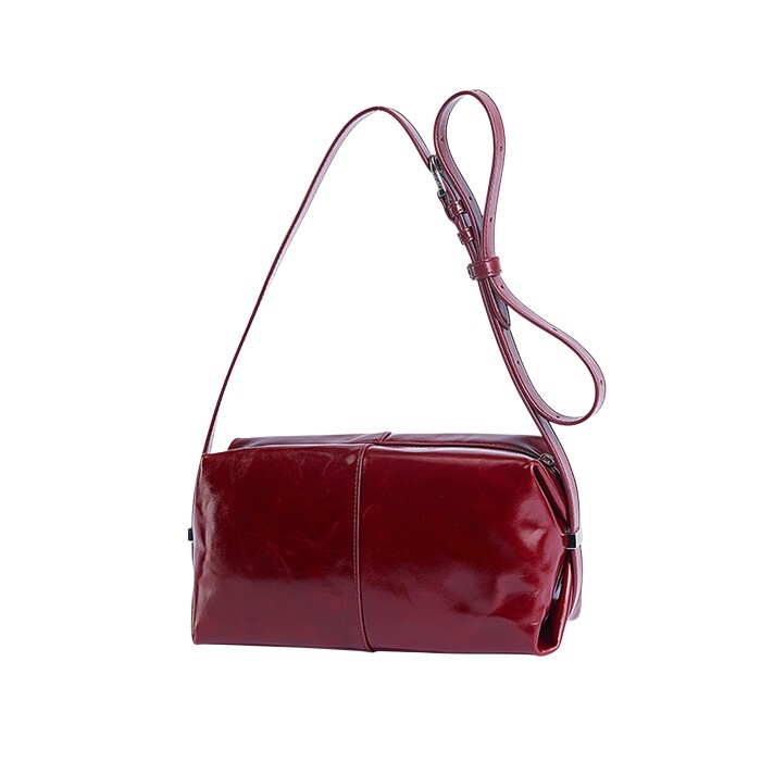 GALA 皮革斜背袋