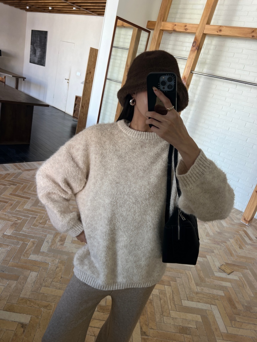 QQ毛圓領針織百搭毛衣*4色
