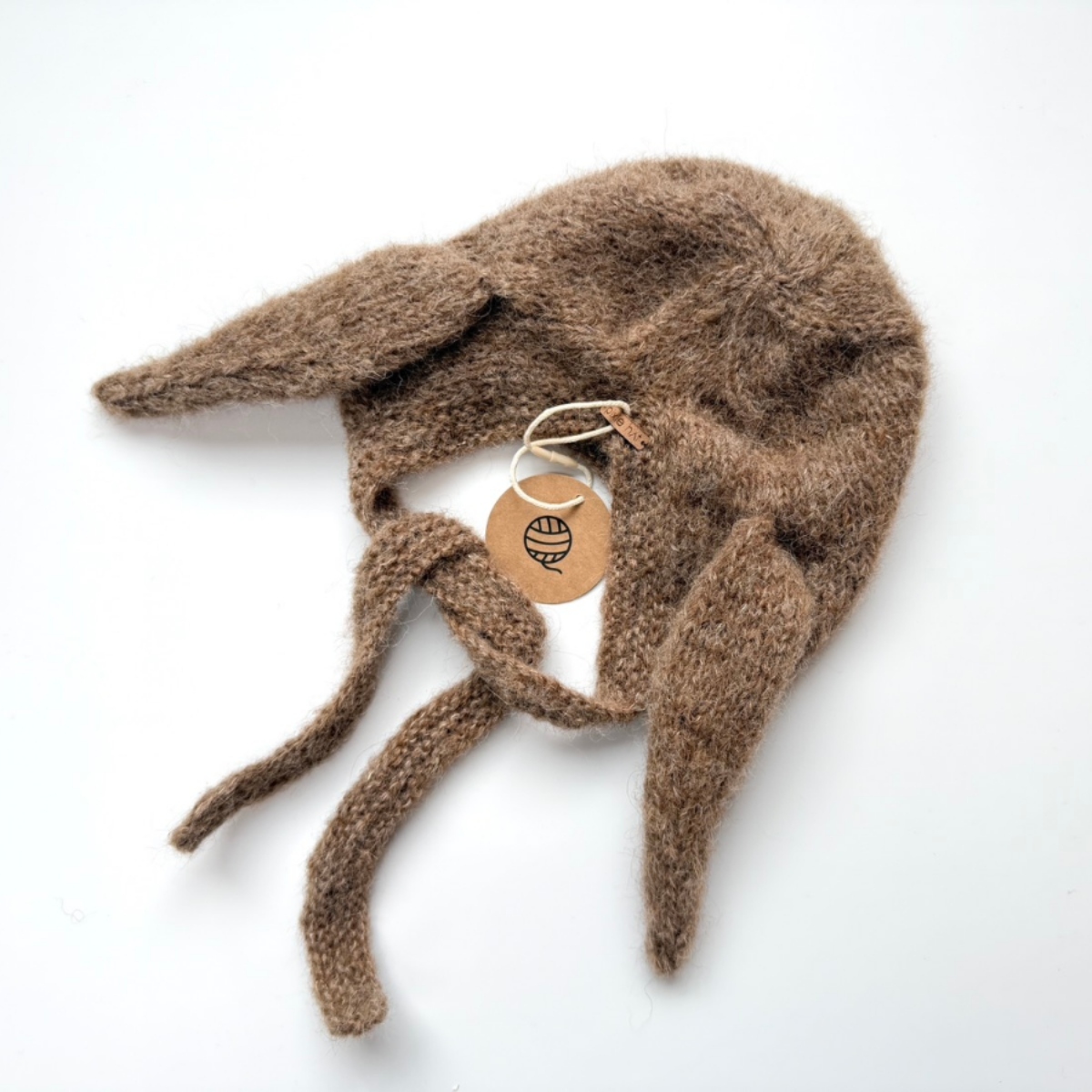 pixie hat 垂耳兔綁帶帽 Lamb Hat - bez 深杏