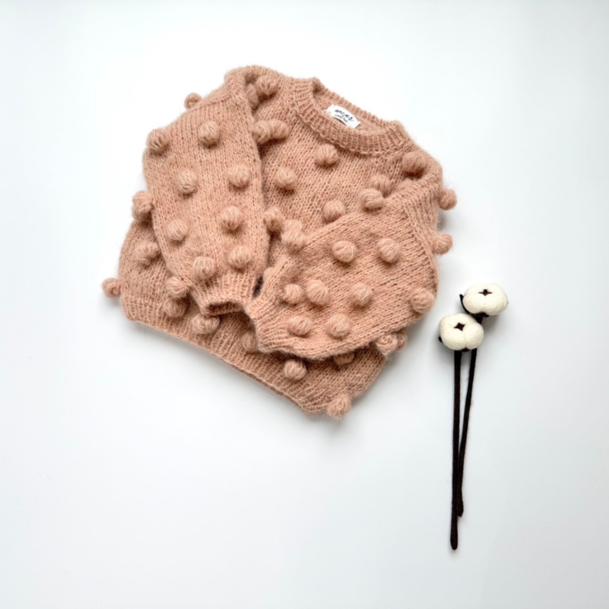 pixie hat 柔軟球球針織上衣 Bubble Jumper KIDS - piaskowy roz 沙粉