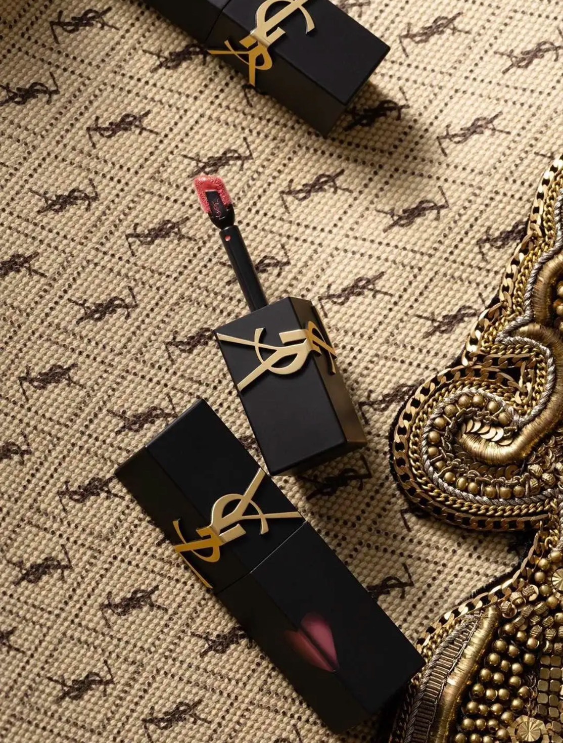 (預購商品) YSL 奢華印記鎖吻霧唇釉 #231裸杏玫瑰