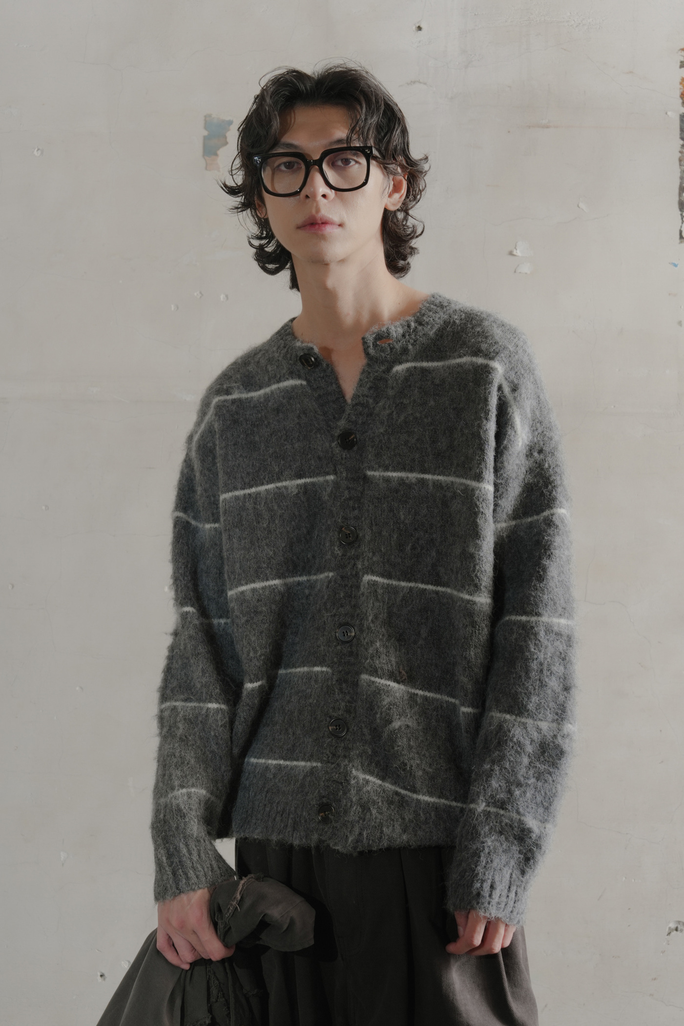 【Unisex】Fluffy Stripe Knit Cardigan #罩衫