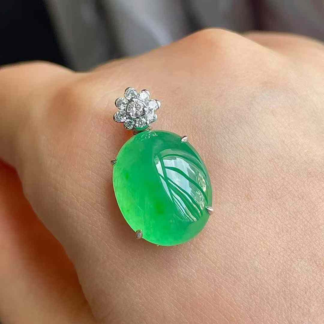 翡翠高冰陽綠鴿子蛋吊墜,天然翡翠A玉, 緬甸玉, Jade, Jadeite