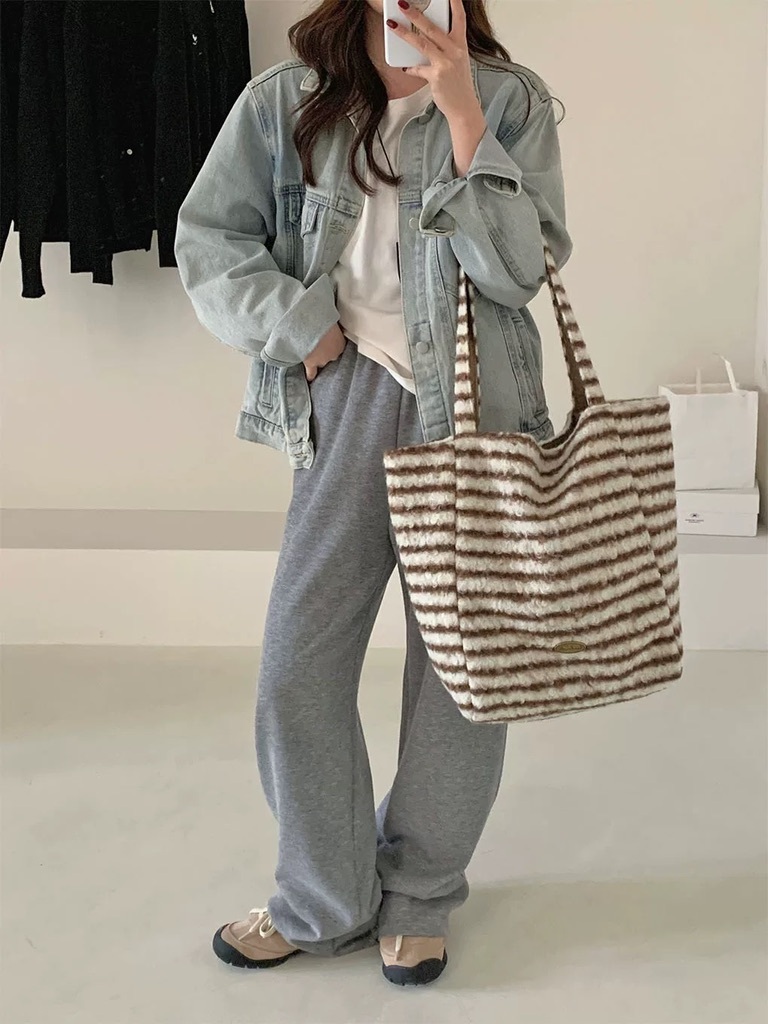 Me.gusta｜Softie Stripes 毛呢雙面托特包｜溫柔條紋大容量手提肩背包