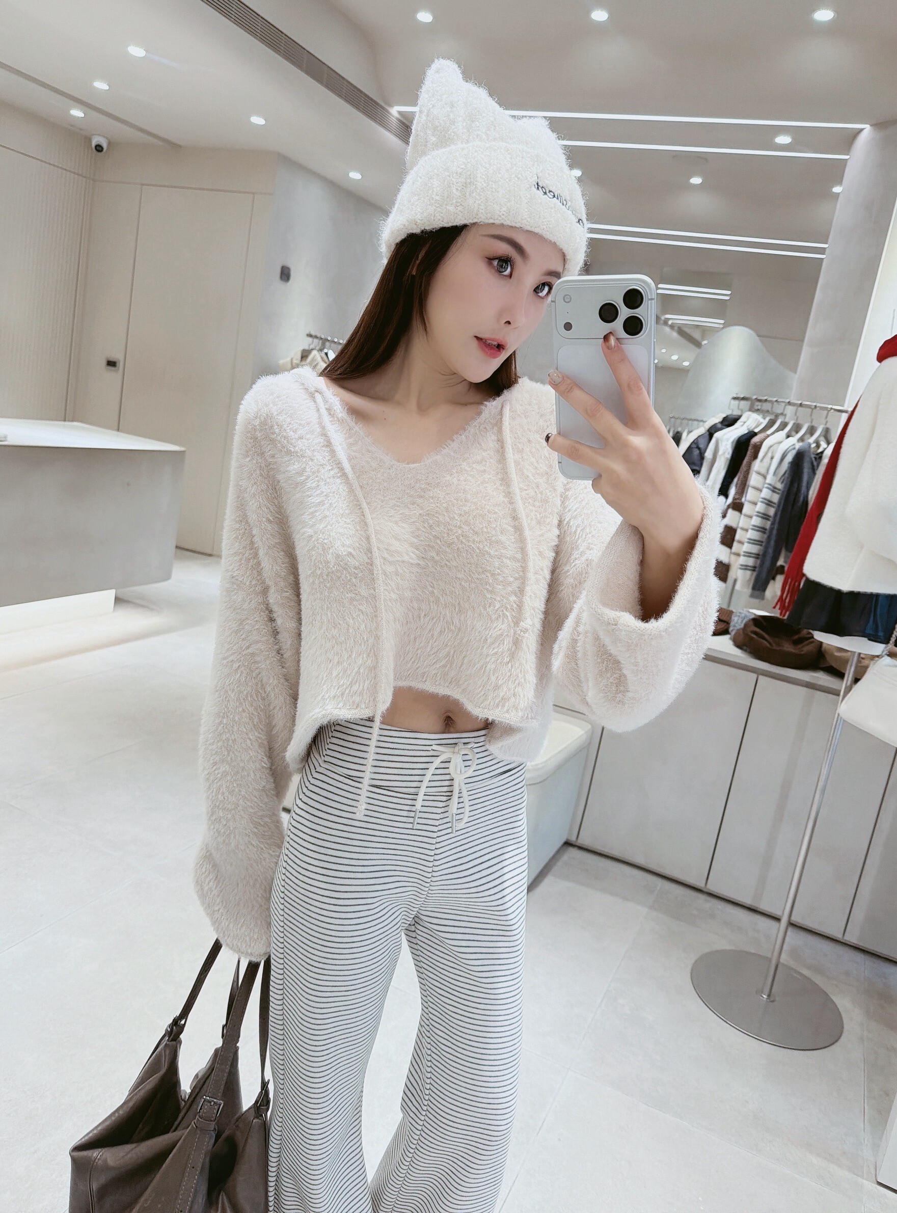 V領水貂毛連帽短版衣