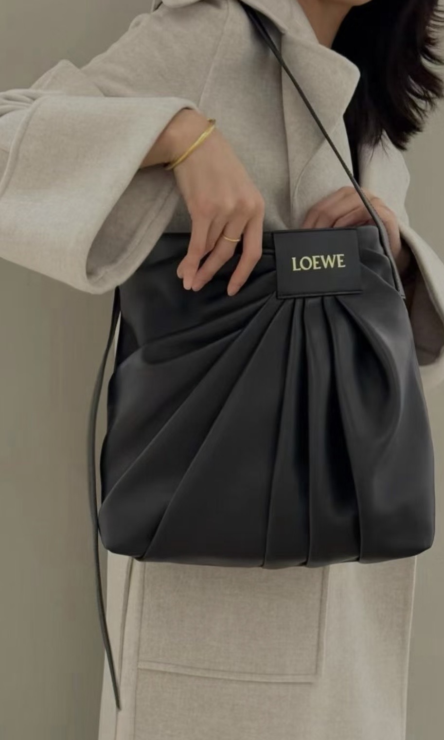 Loewe Draped 飾面褶皺設計托特包